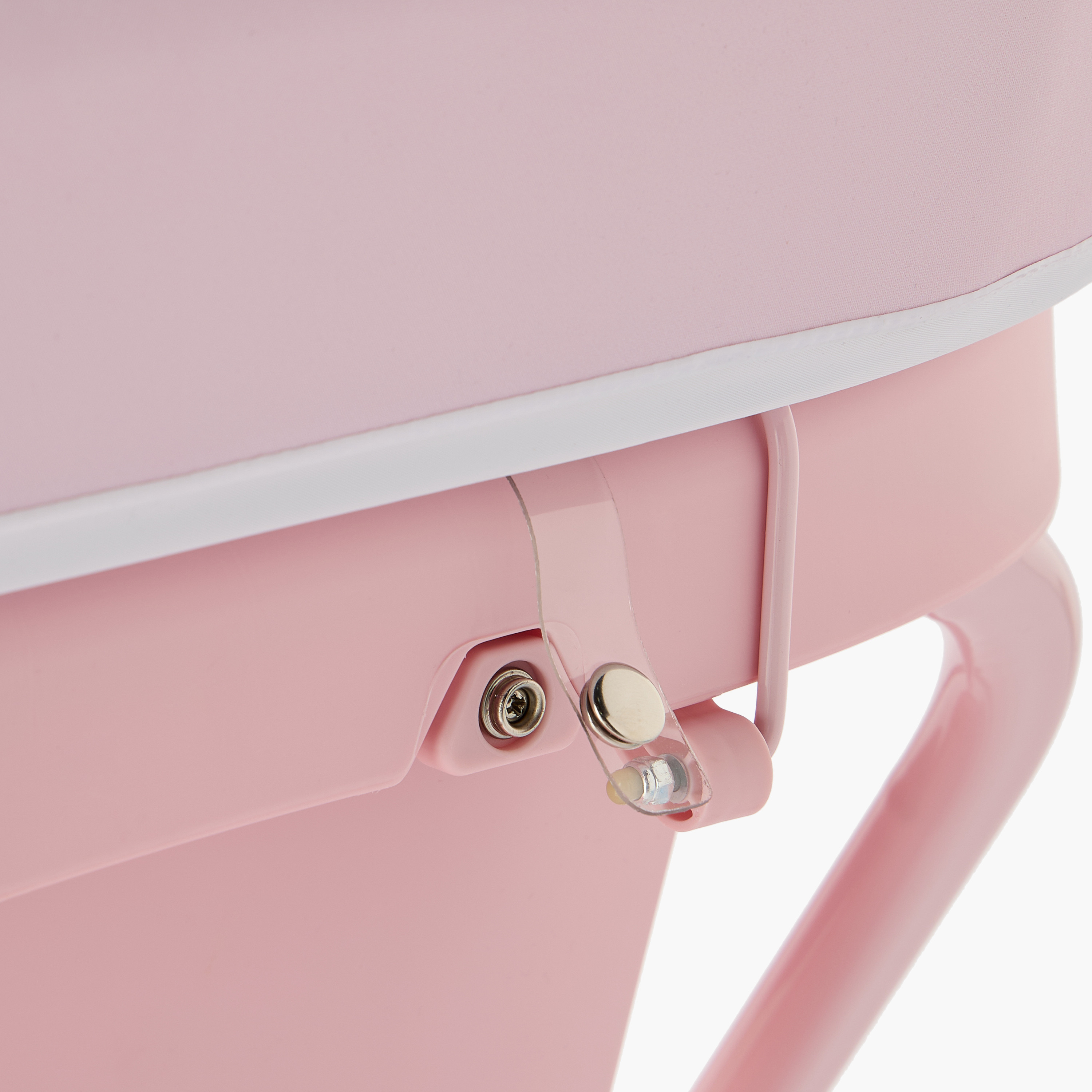 مركز تغيير ملابس قابل للطي مع حوض استحمام من جونيورز-baby-nursery-furniture-changingtables-image-13