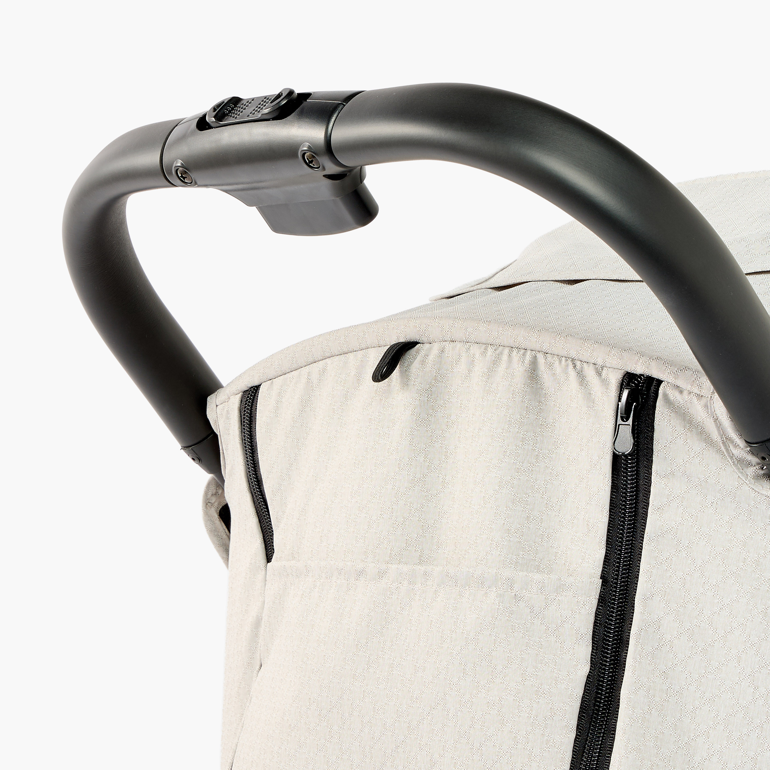 Giggles Pouch Cabin Approved Stroller with 3-Fold System, Aluminium Frame and Wheel Lock-baby-gear-strollersandprams-strollers-image-11