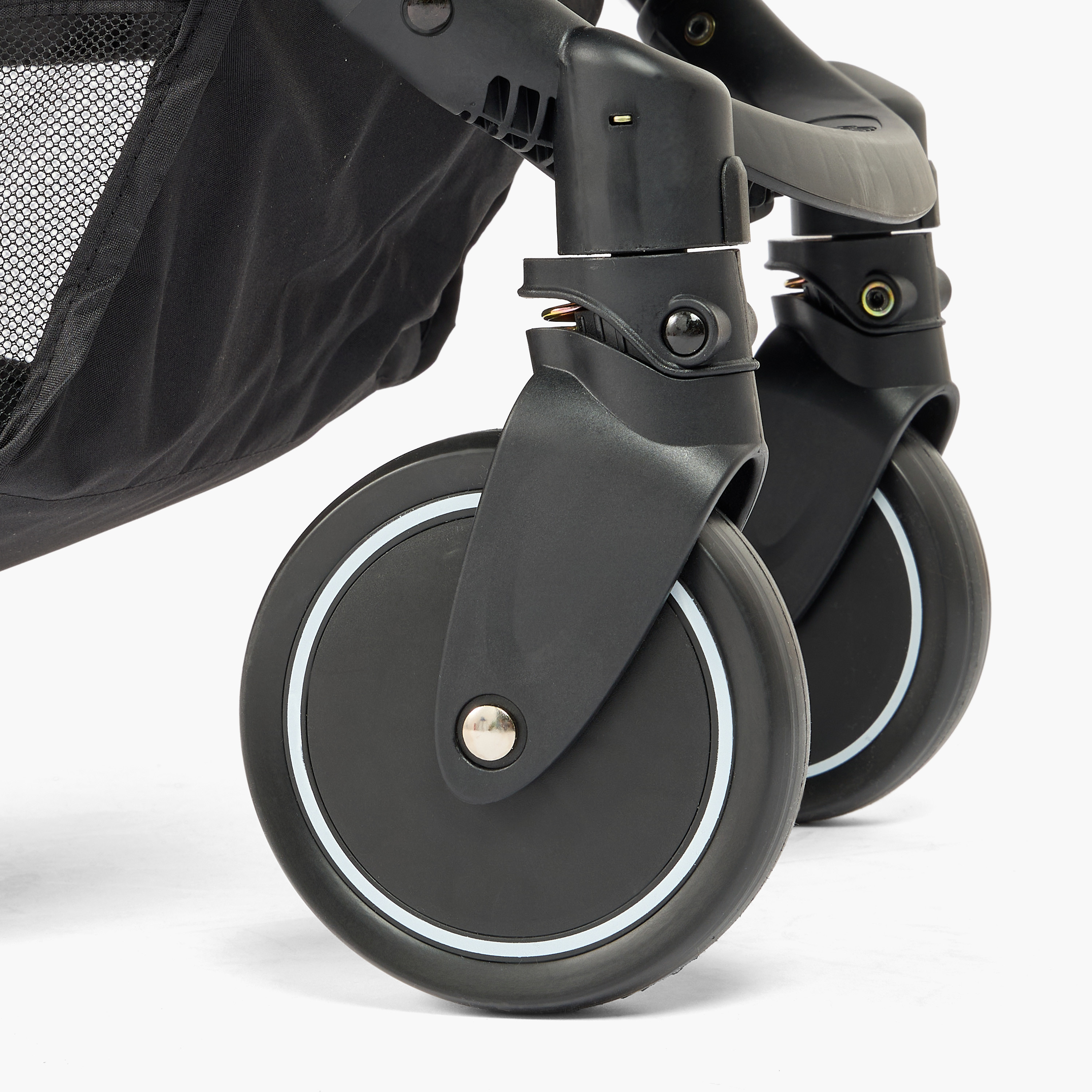 Giggles Pouch Cabin Approved Stroller with 3-Fold System, Aluminium Frame and Wheel Lock-baby-gear-strollersandprams-strollers-image-9