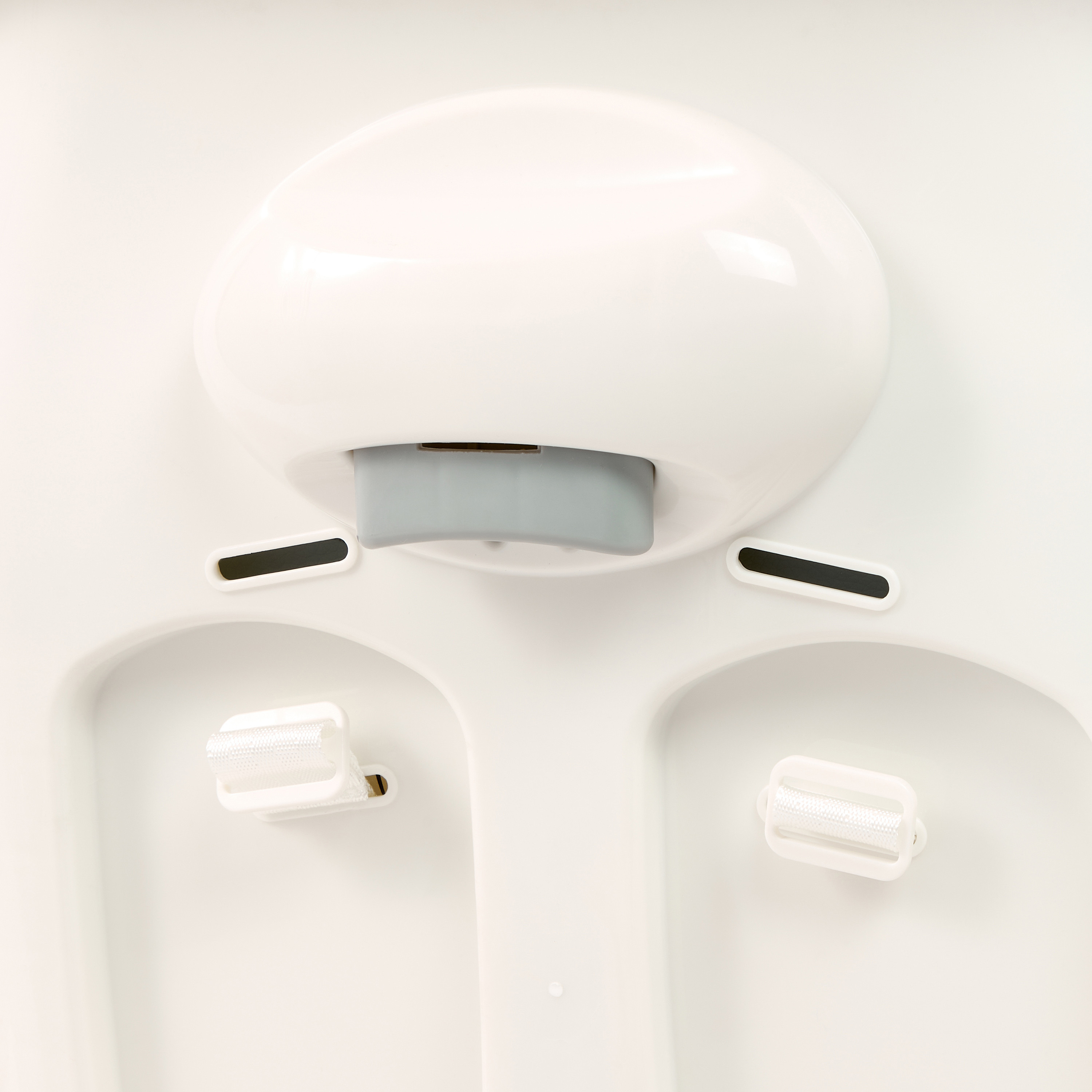 Giggles Lowel High Chair with Removable Tray and Wheels-baby-feeding-highchairsandboosters-image-23