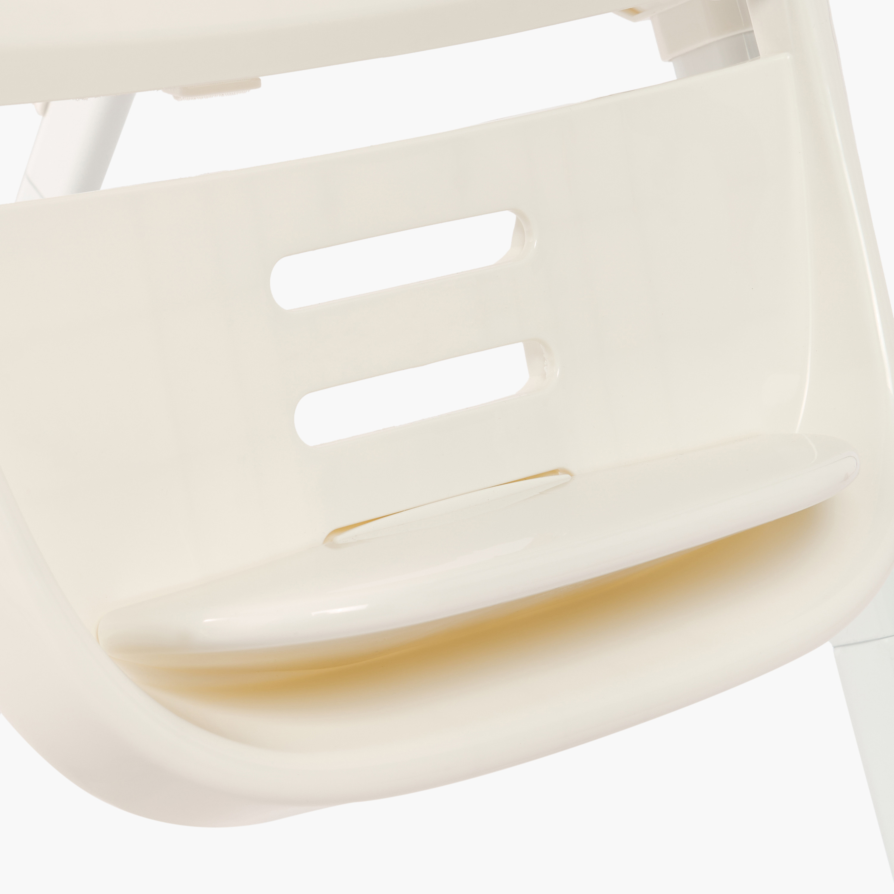 Giggles Lowel High Chair with Removable Tray and Wheels-baby-feeding-highchairsandboosters-image-24