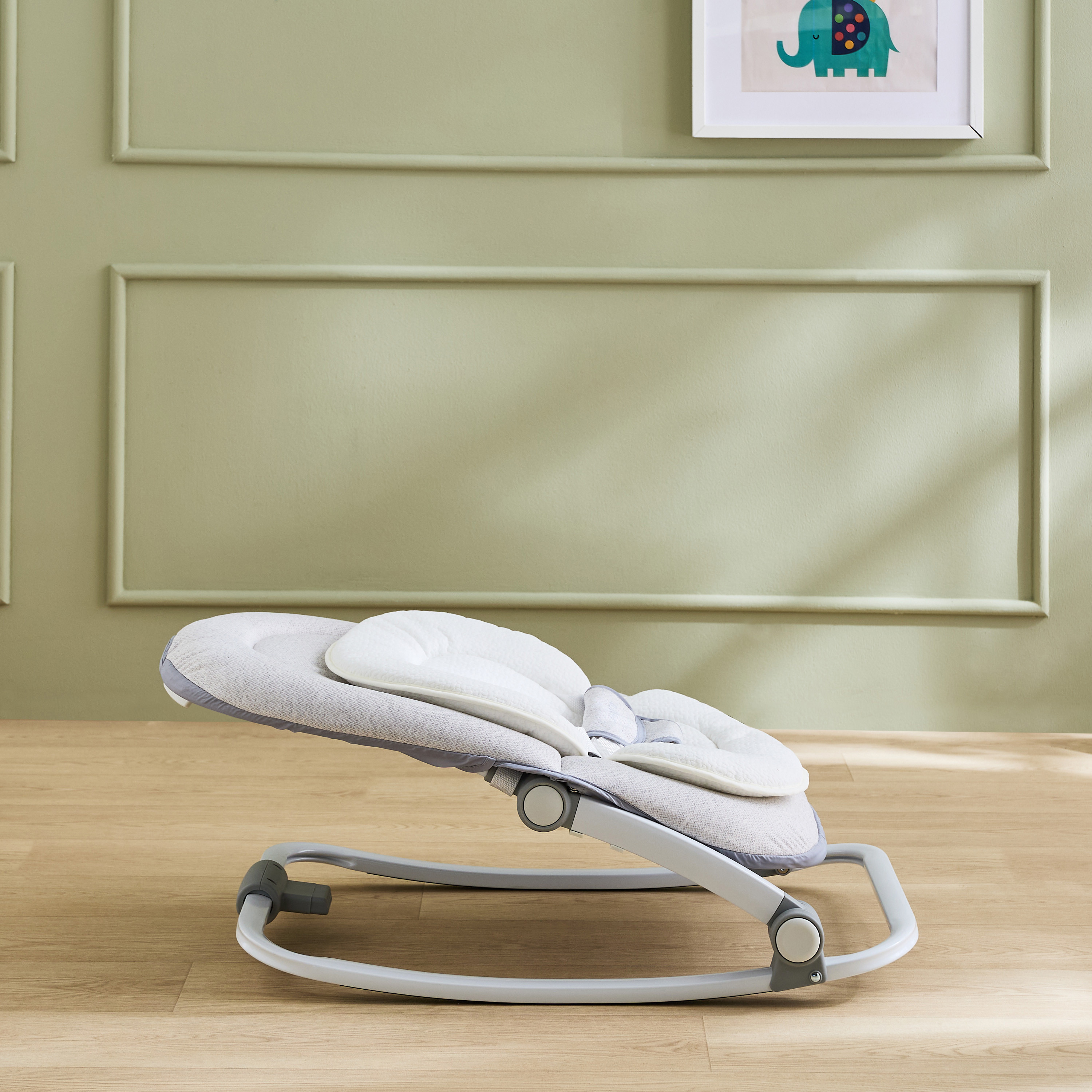 Juniors Oasis Dlx Baby Rocker-baby-infantactivity-rockers-image-6