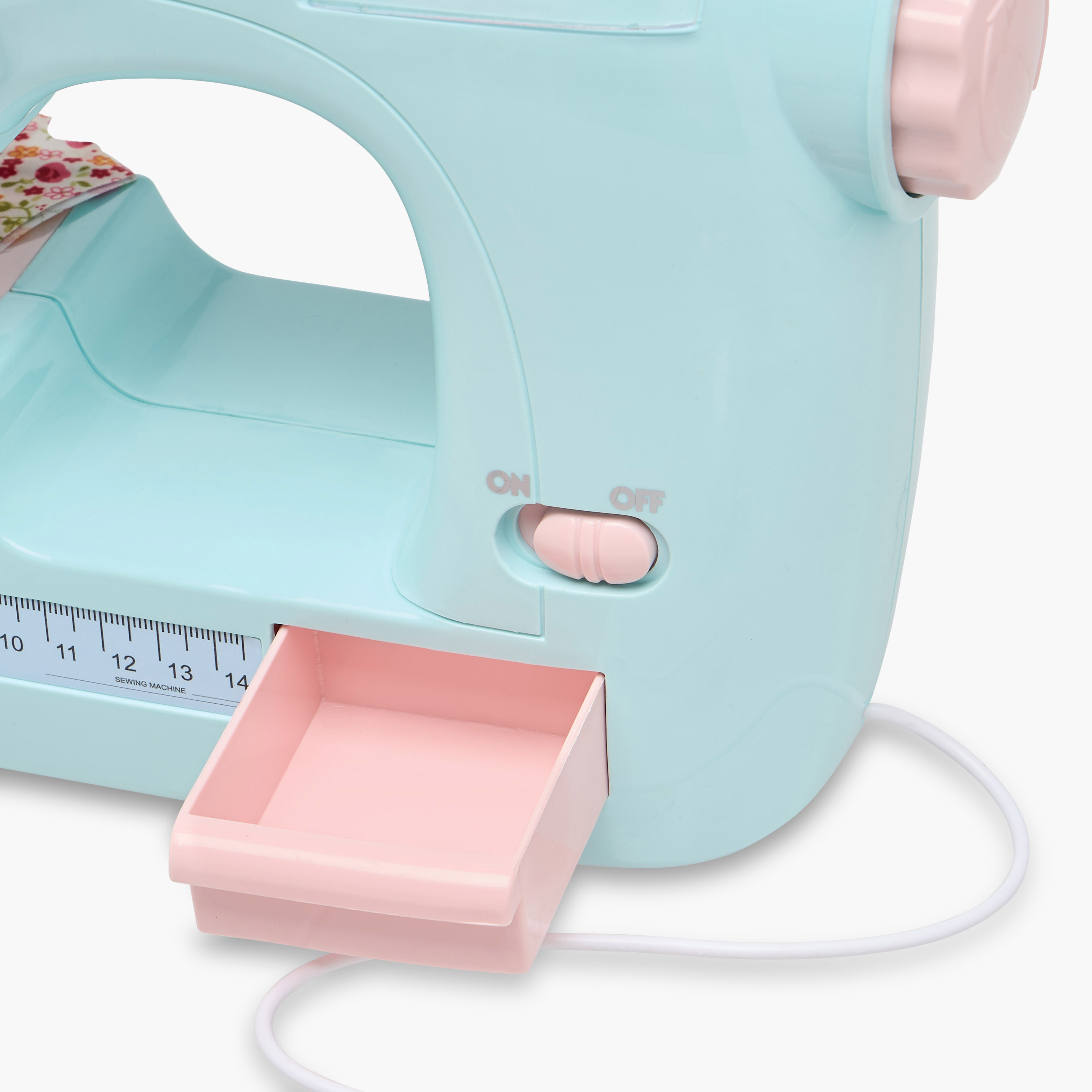 مجموعة لعب ماكينة خياطة من جونيورز-toys-roleplay-householdsets-image-6