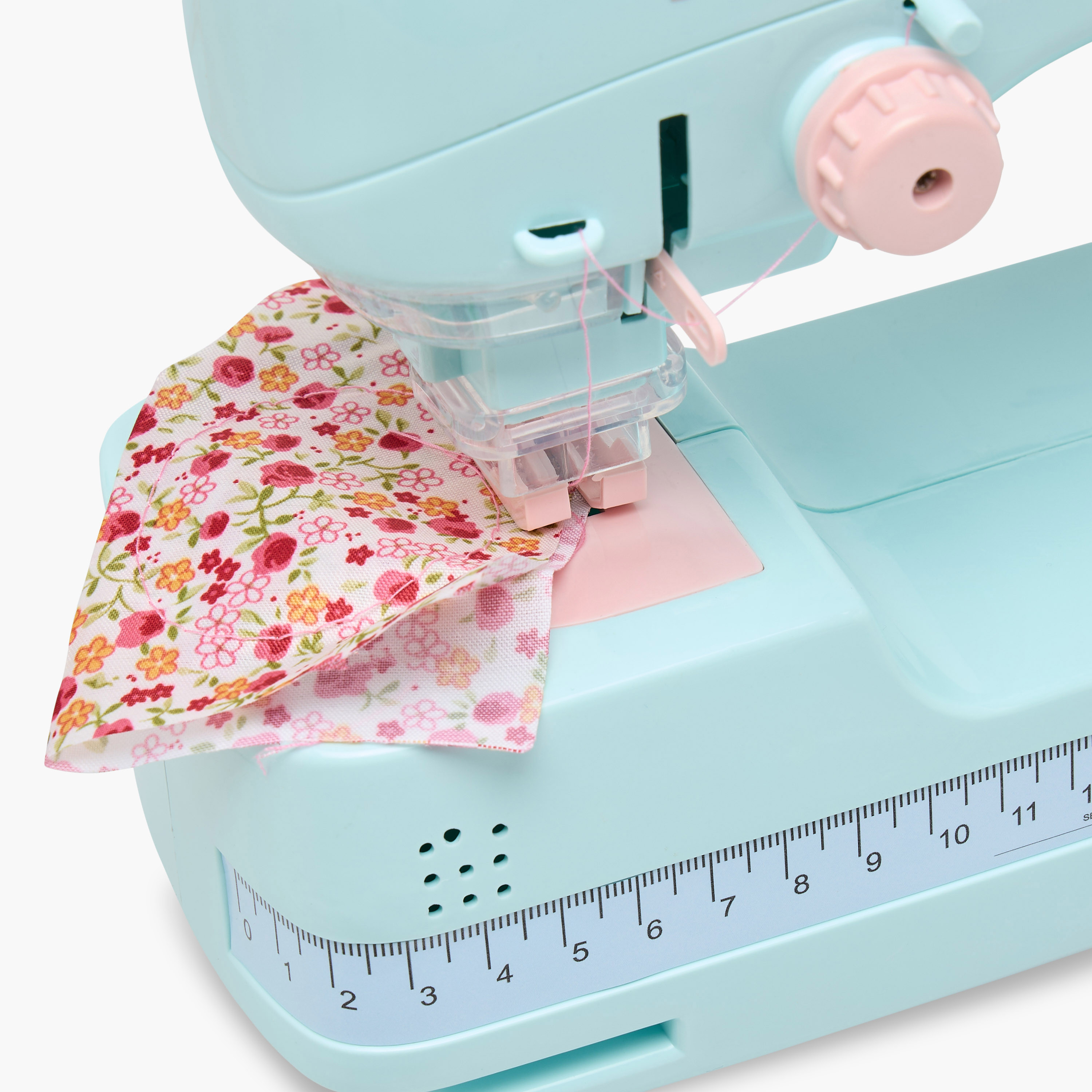 مجموعة لعب ماكينة خياطة من جونيورز-toys-roleplay-householdsets-image-4