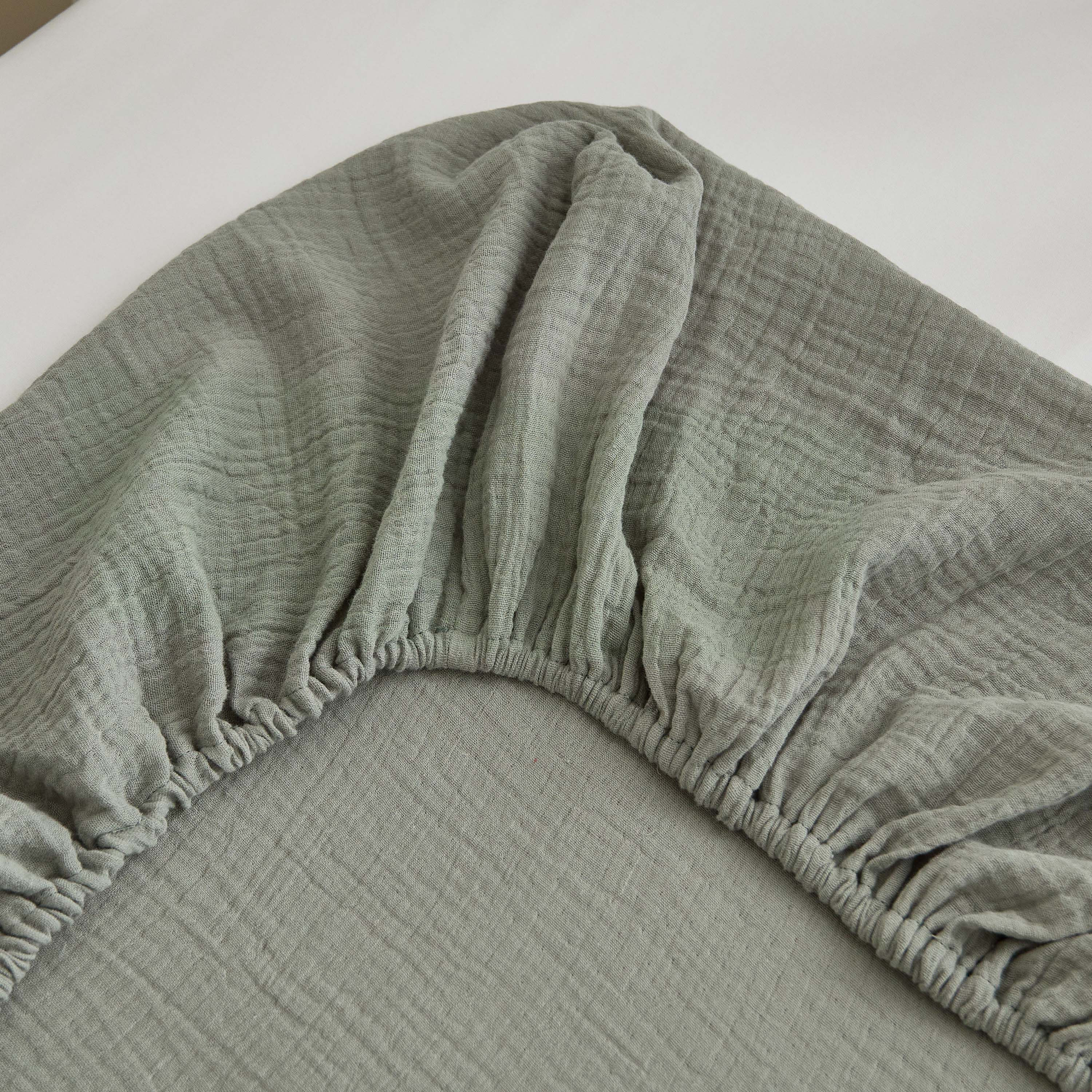 شرشف مطاطي للأطفال بحافة مطاطية من جيجلز - 70x130x20 سم-baby-nursery-babybedding-image-2