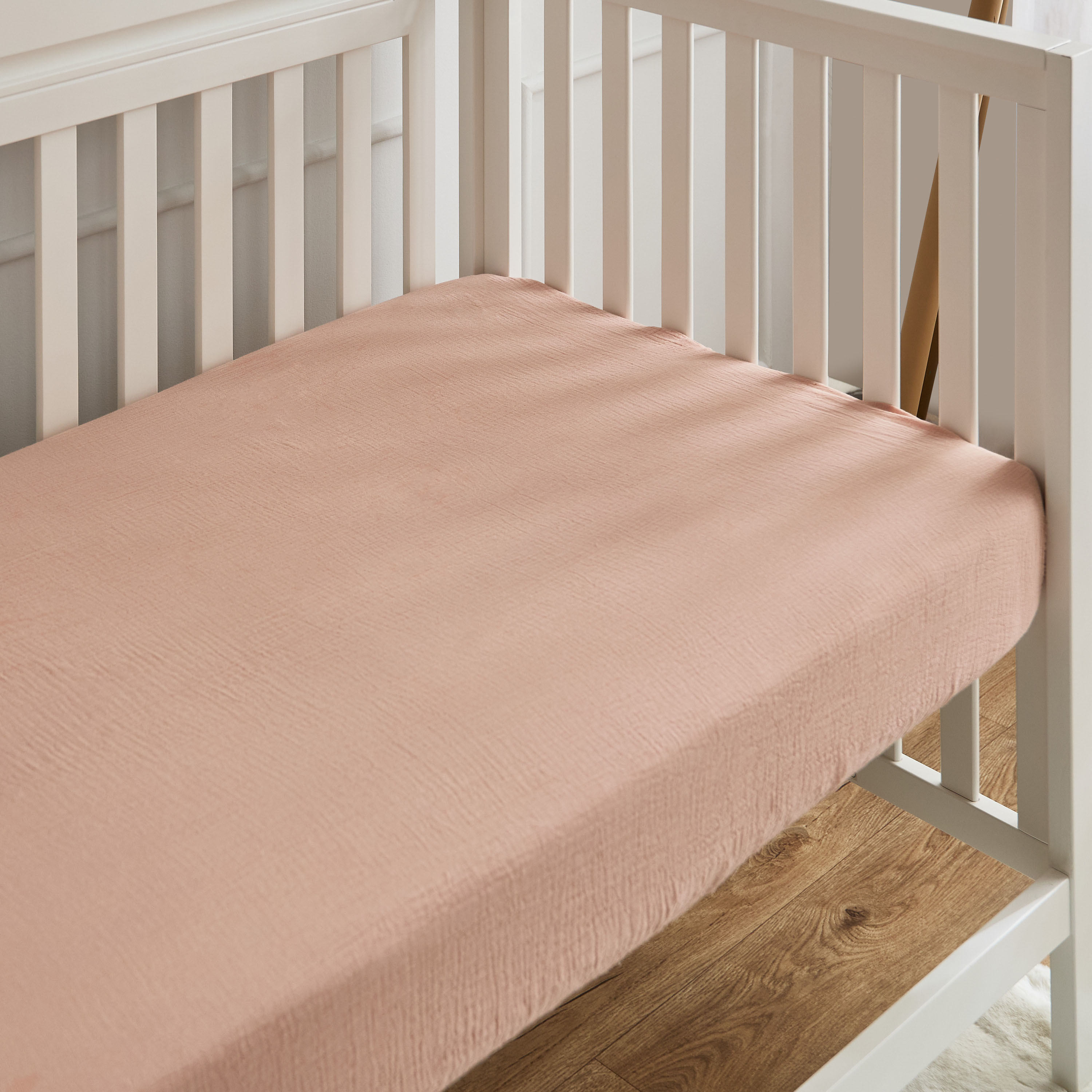 Muslin Fitted Sheet 70x130x20cm - Blush-baby-nursery-babybedding-image-3