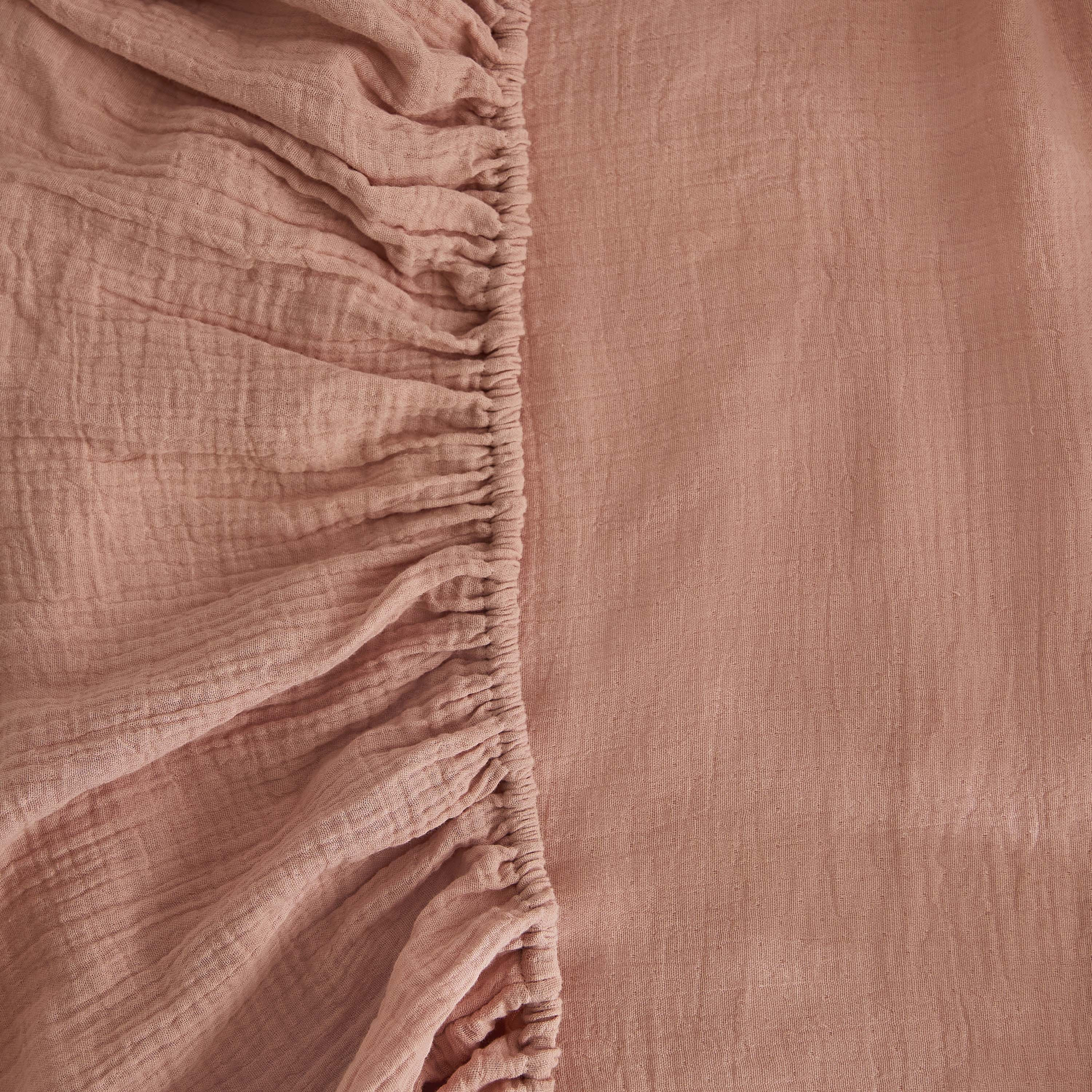 Muslin Fitted Sheet 70x130x20cm - Blush-baby-nursery-babybedding-image-4