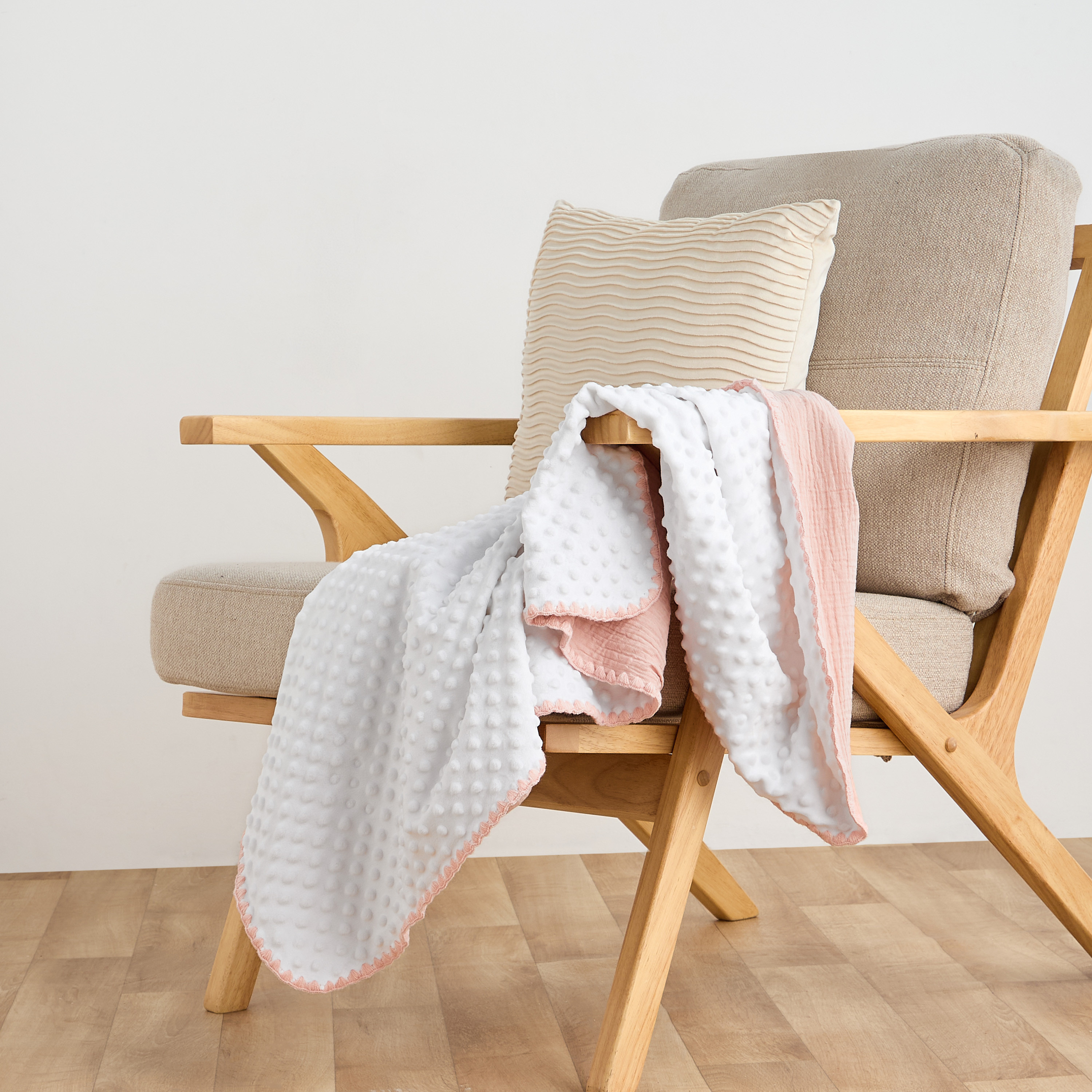 Giggles Blanket with Muslin Lining, 75x100 cm-baby-nursery-blanketsandswaddles-blanketsandquilts-image-2
