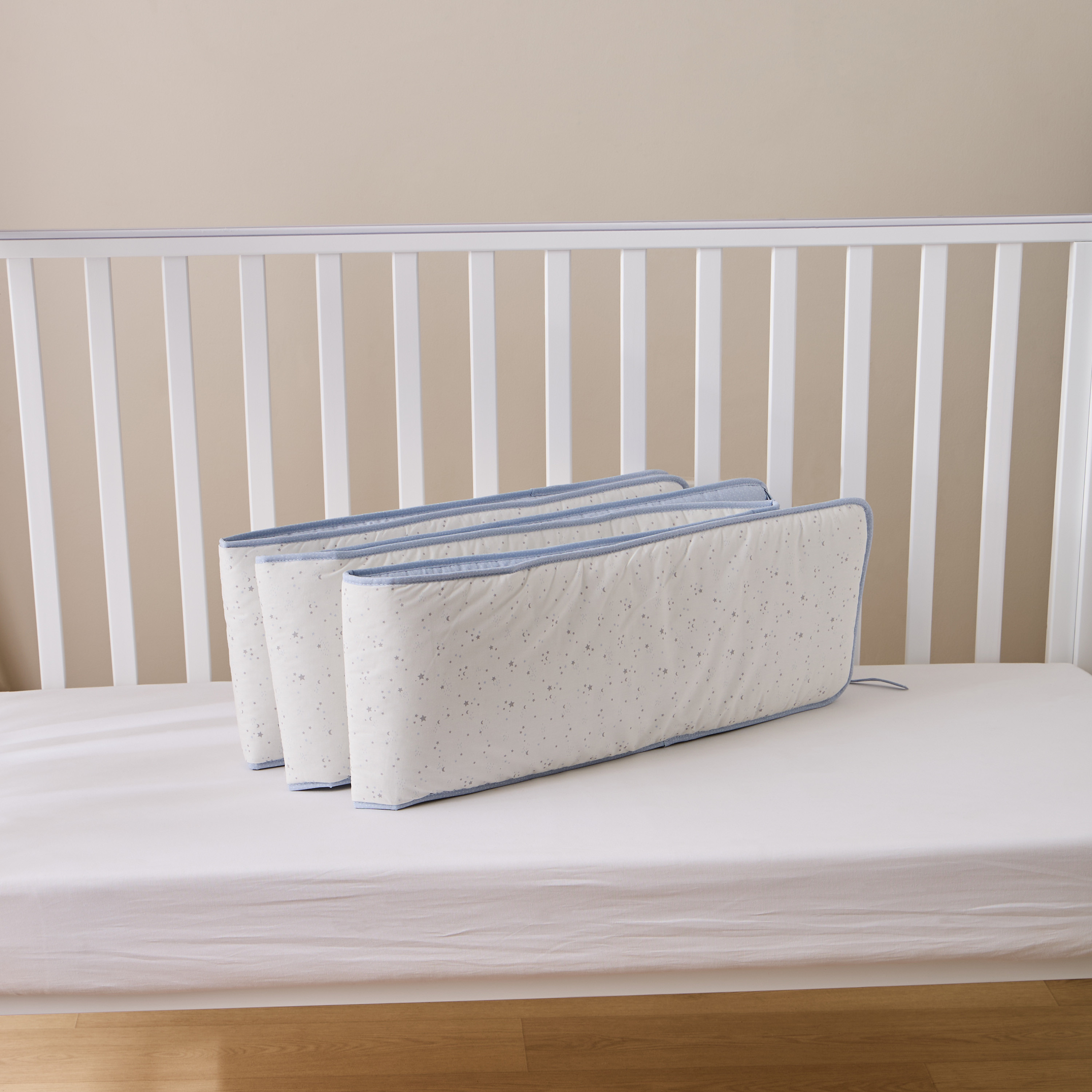 Cambrass Crib Accessory Cot Bumper with Star Print, 390x25 cm, Set of 2-baby-nursery-furniture-cribsandbeds-cribaccessories-image-4