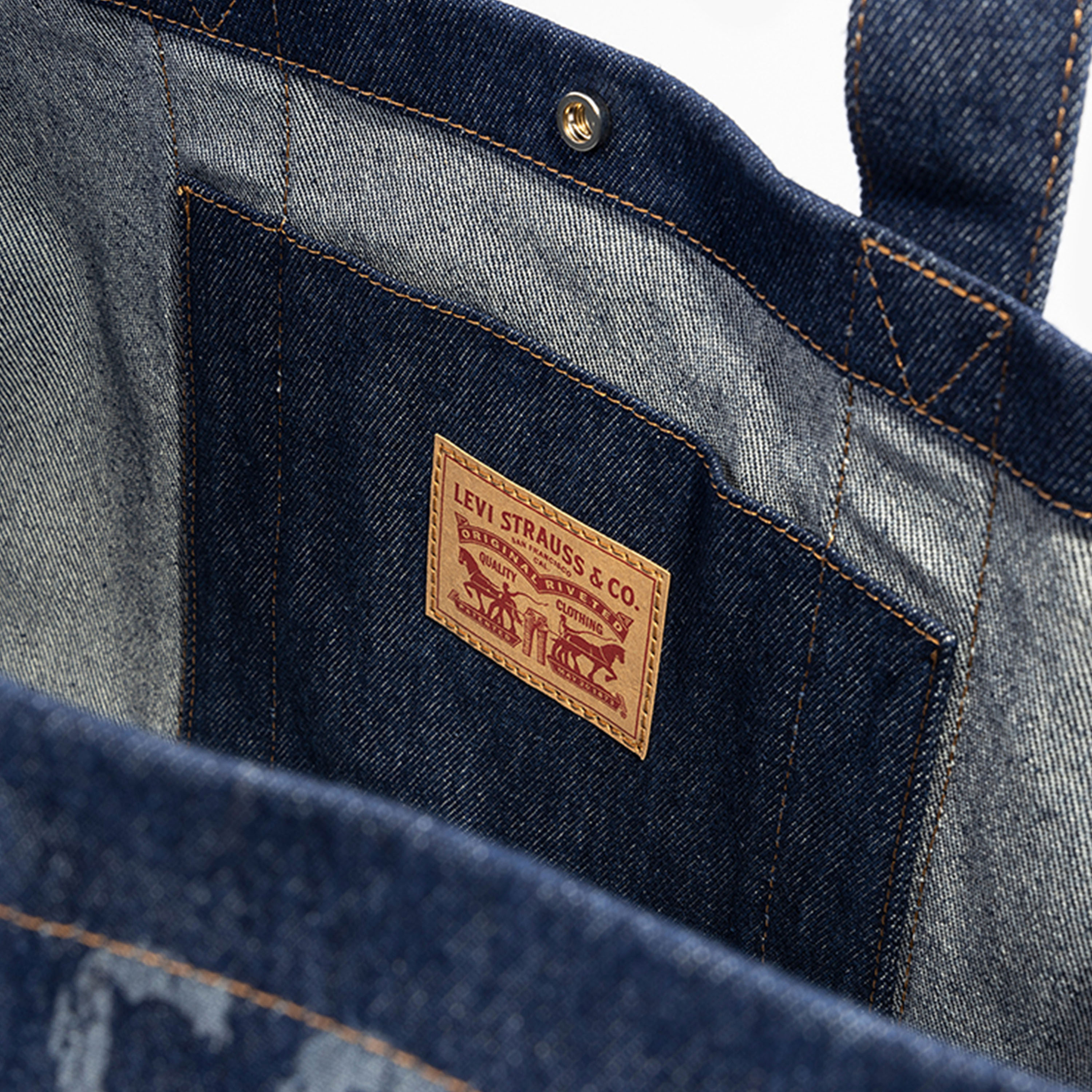 Levi's Printed Double Handle Tote Bag with Button closure-women-bagsandwallets-handbags-image-3