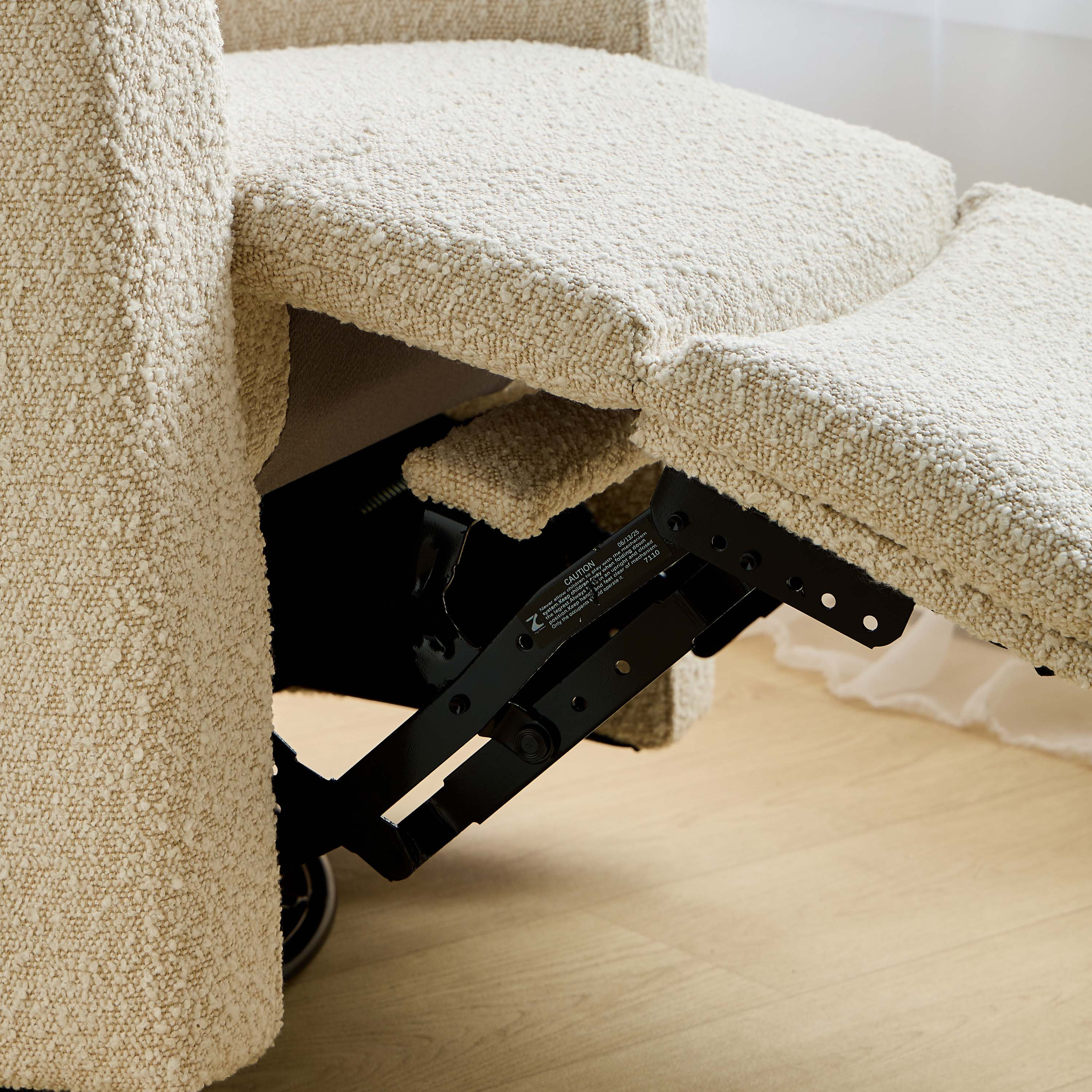 Giggles Felix Nursery Recliner with Swivel Motion-baby-nursery-furniture-rockingchairs-image-6