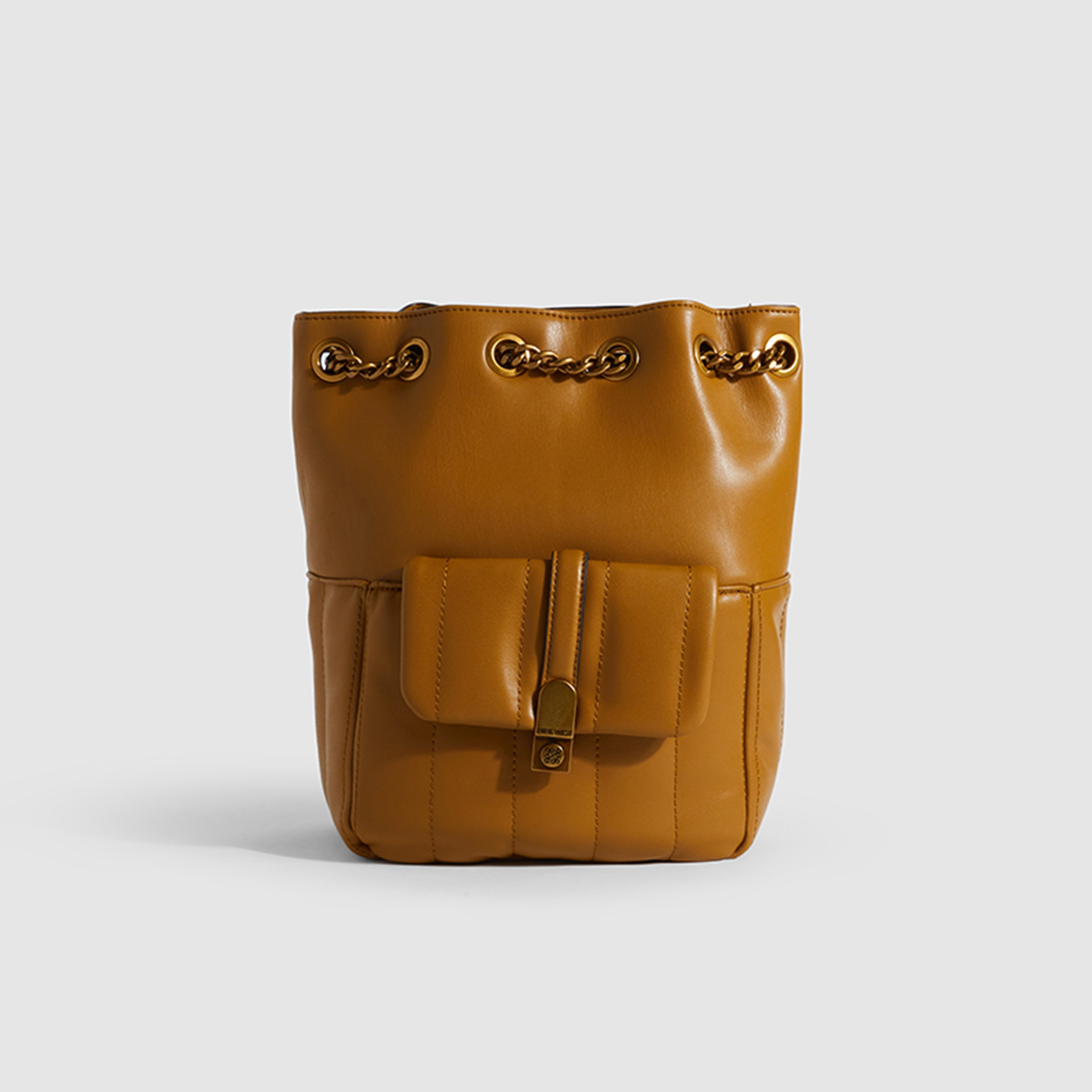 حقيبة ظهر سادة مزودة برباط إغلاق وحزام قابل للتعديل إيفادن من ناين ويست-women-bagsandwallets-backpacks-image-1