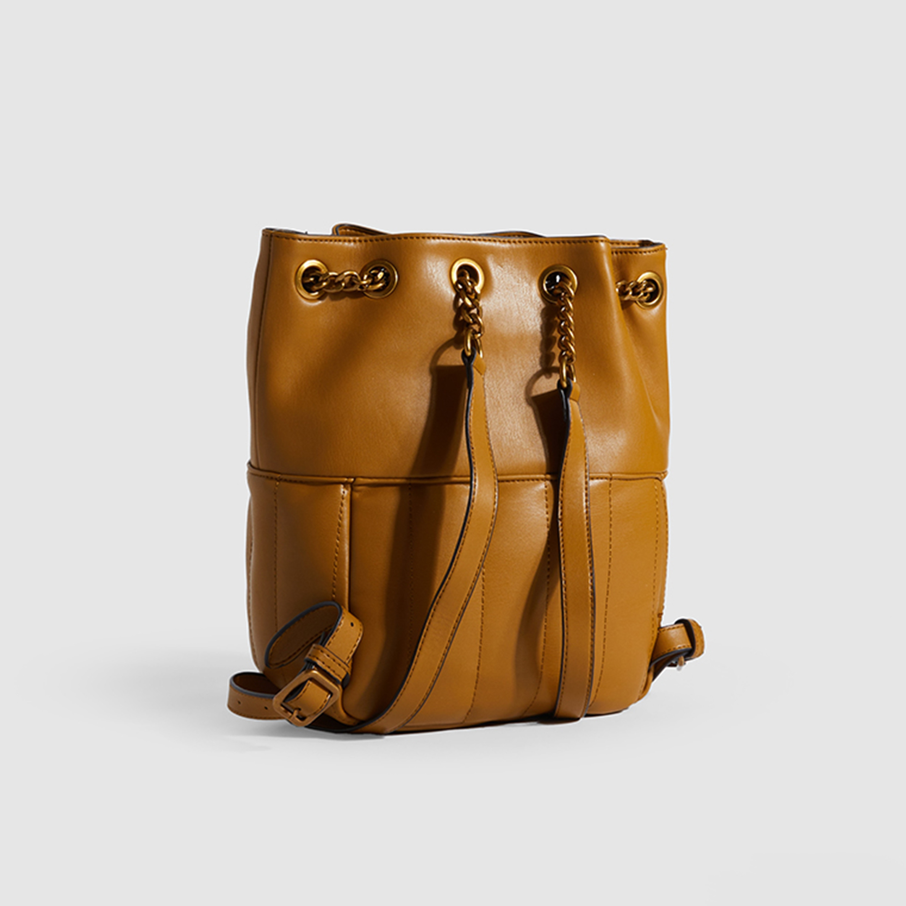 حقيبة ظهر سادة مزودة برباط إغلاق وحزام قابل للتعديل إيفادن من ناين ويست-women-bagsandwallets-backpacks-image-2