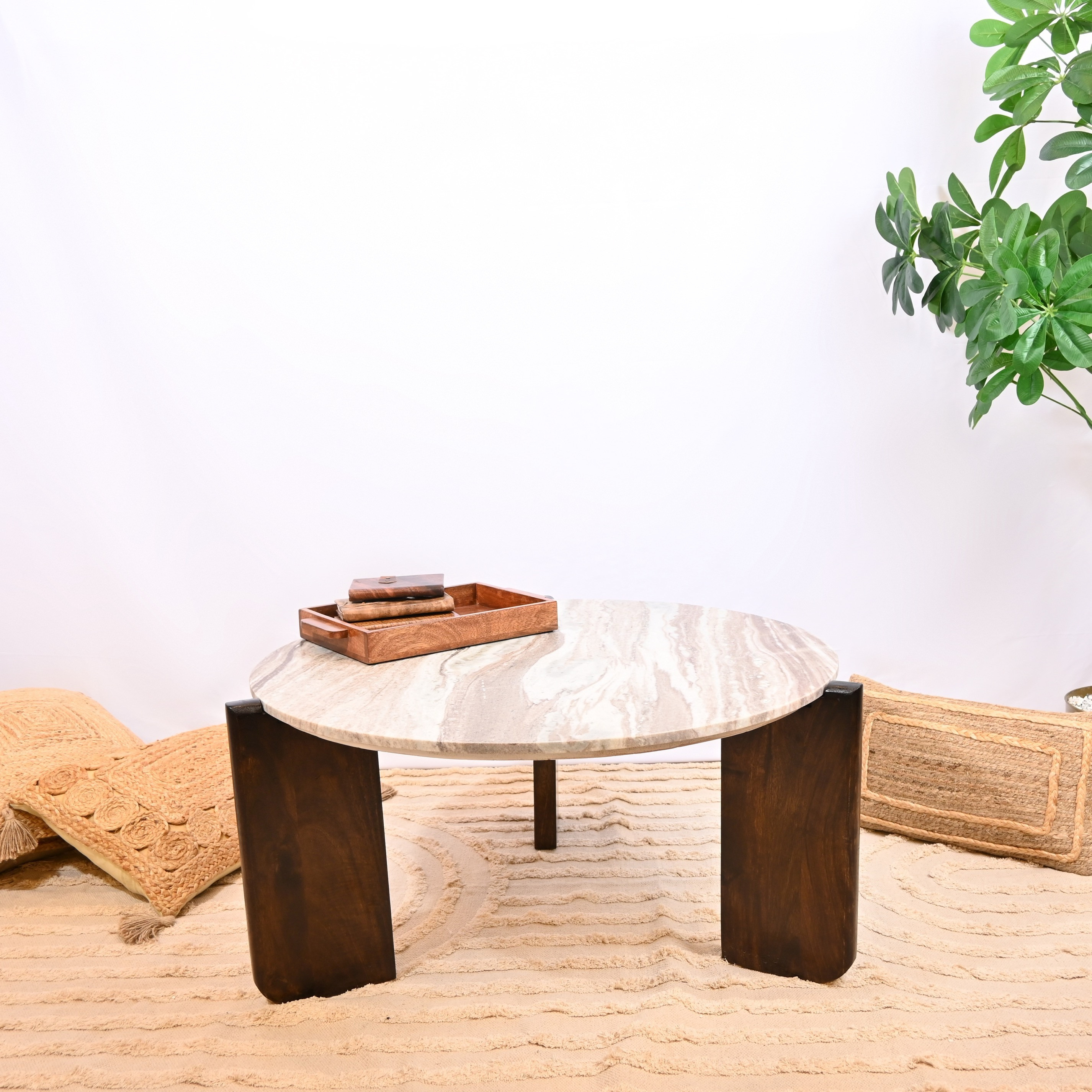 طاولة قهوة بسطح رخام من لايف ستايل - 90 سم-furniture-livingroom-coffeetables-image-1