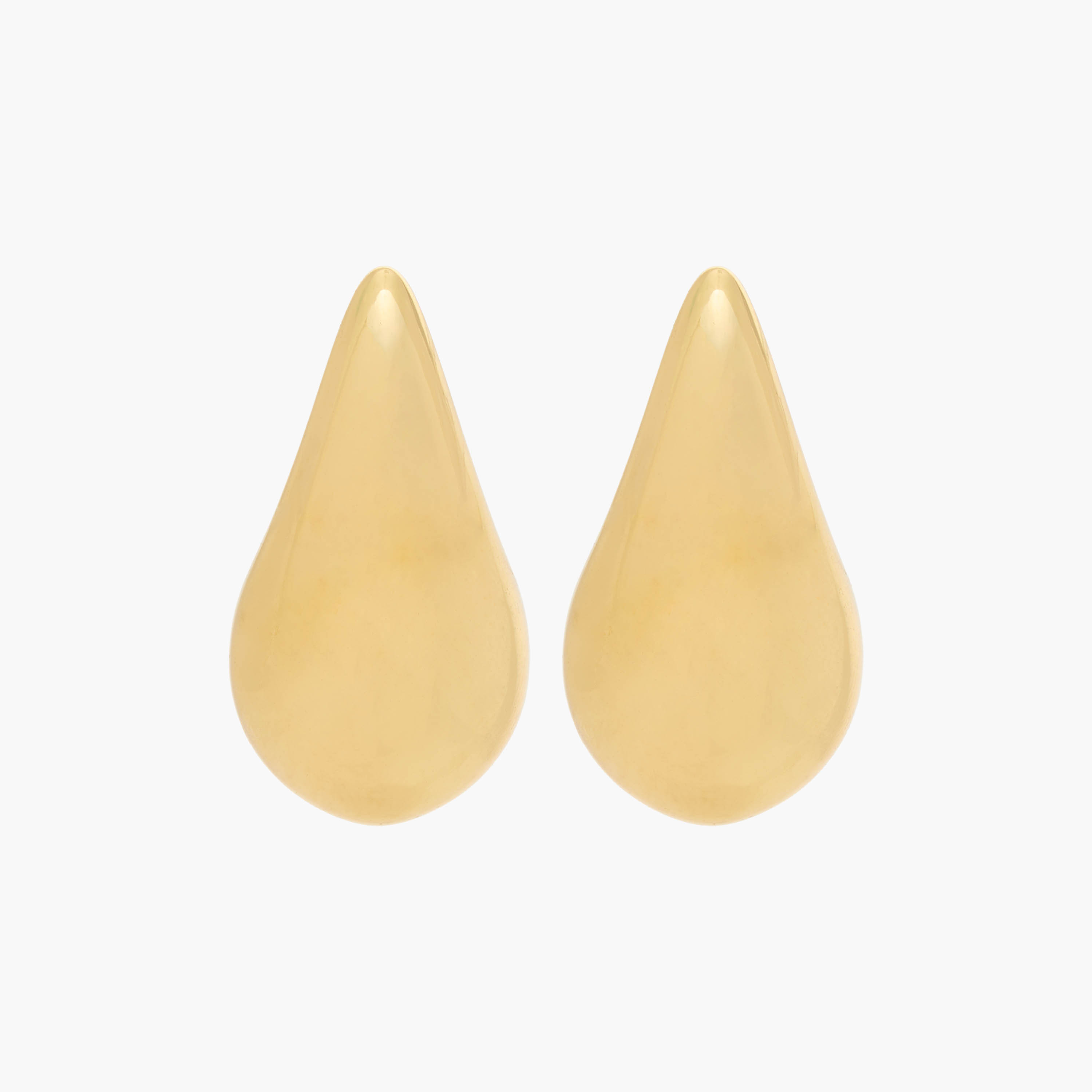 حلقان منحوتة على شكل دمعة بمكبس إغلاق خلفي-women-watchesandjewellery-jewellery-earrings-image-1