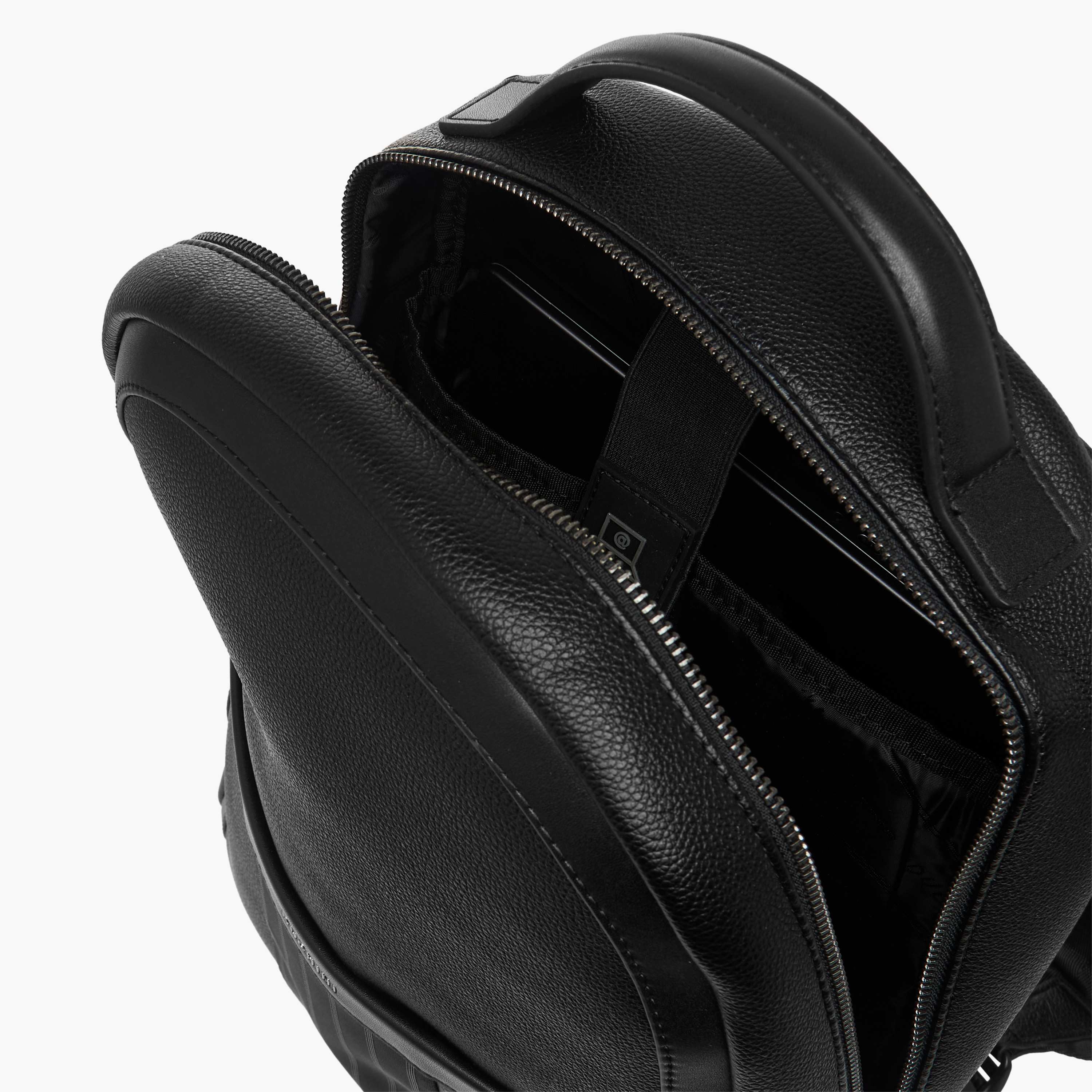 Duchini Men Solid Backpack-men-bags-image-5