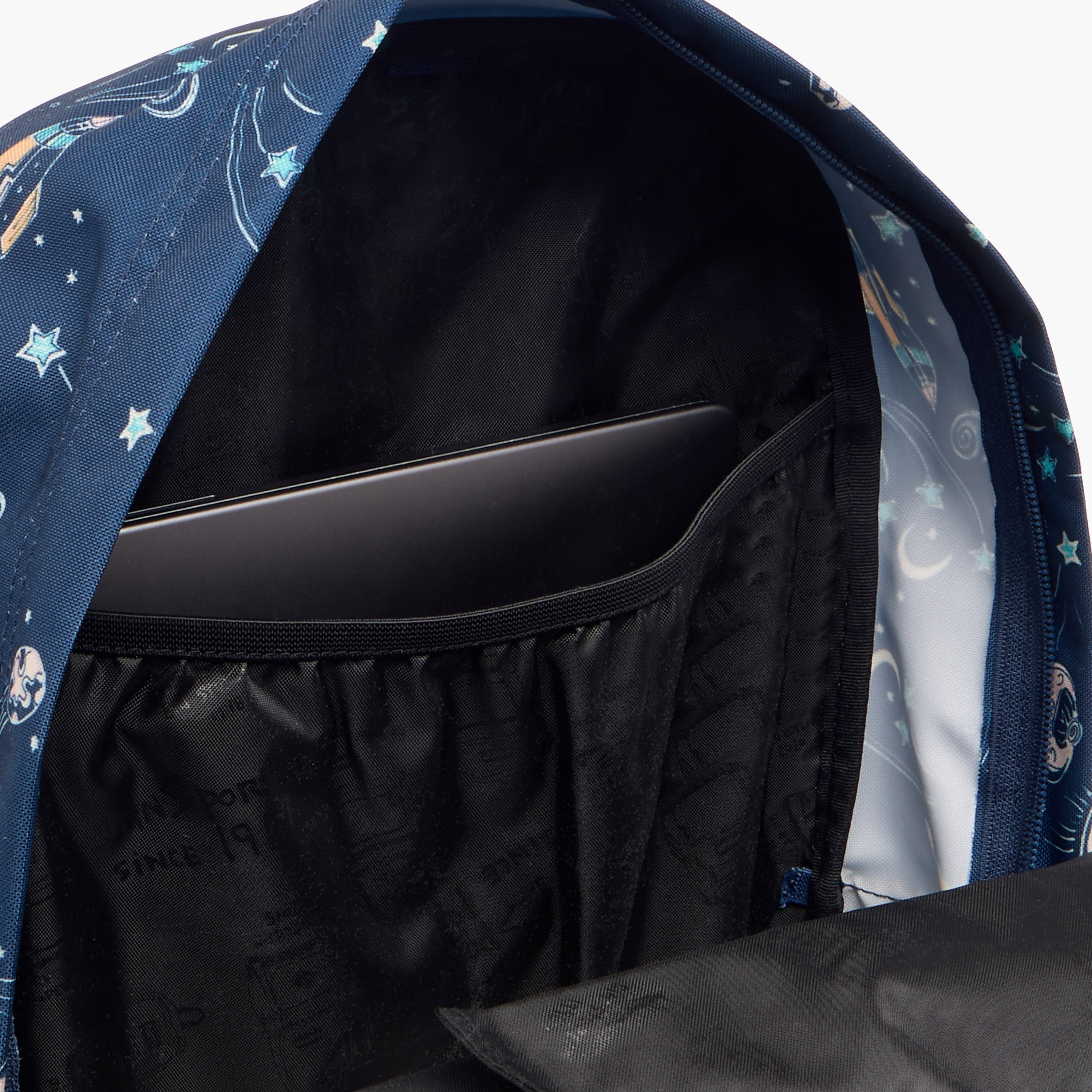 شنطة ظهر بحمالات كتف مبطنة وطبعات من جانسبورت - 19x33x33 سم-school-bagsandbackpacks-backpacks-image-8