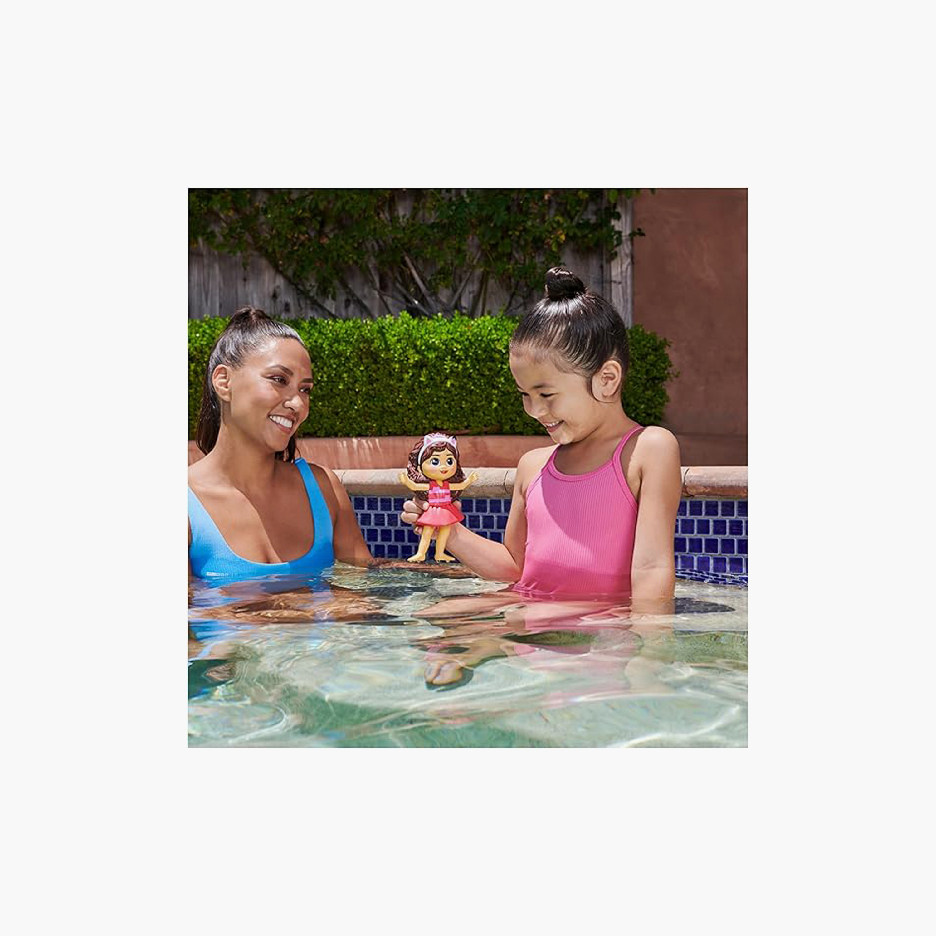 SwimWays Gabby’s Dollhouse Mercat Swim Huggable-toys-dollsandplaysets-dollplaysets-image-3
