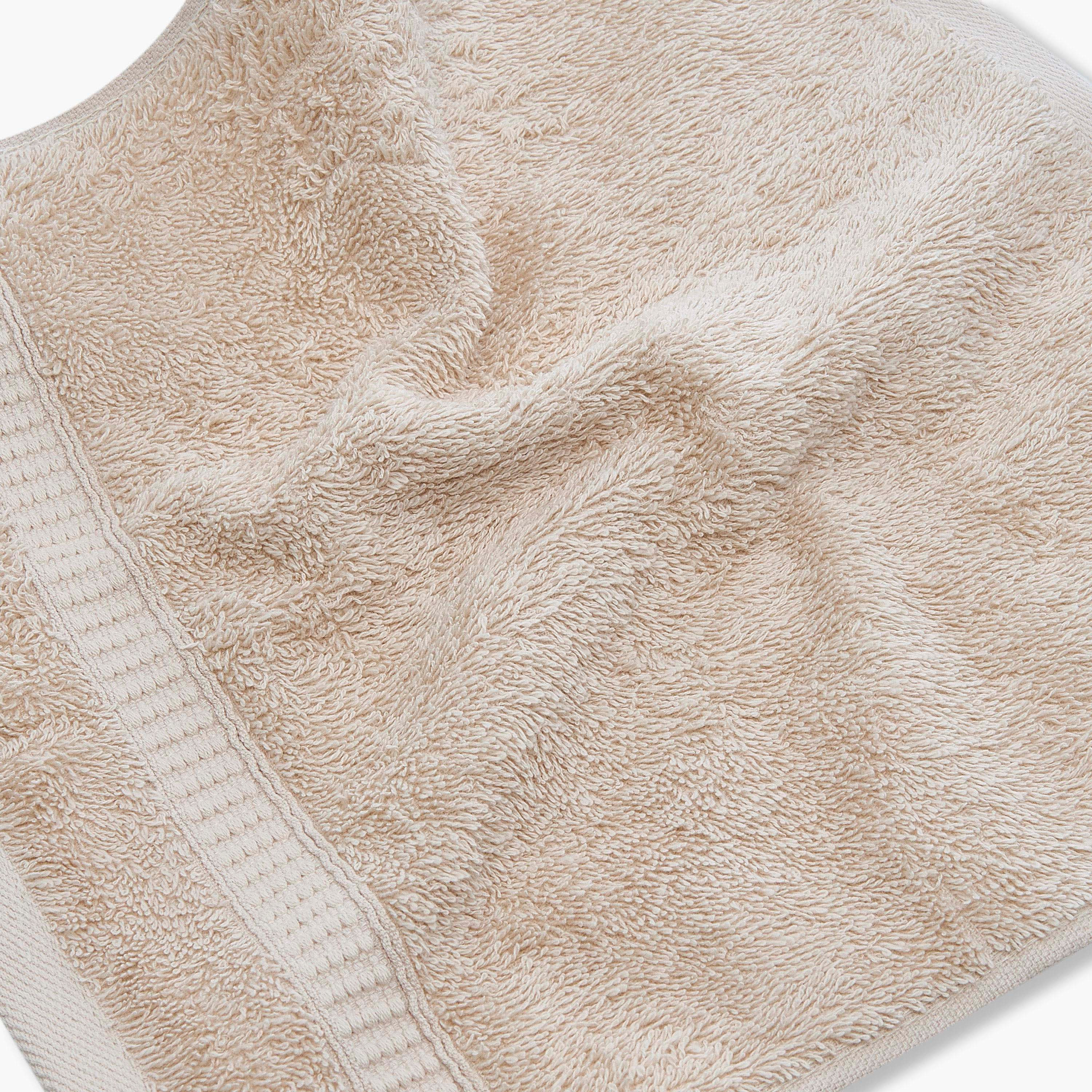 طقم مناشف مصرية فاخرة بحافة وافل من 4 قطع-baby-bathandcare-towels-image-4