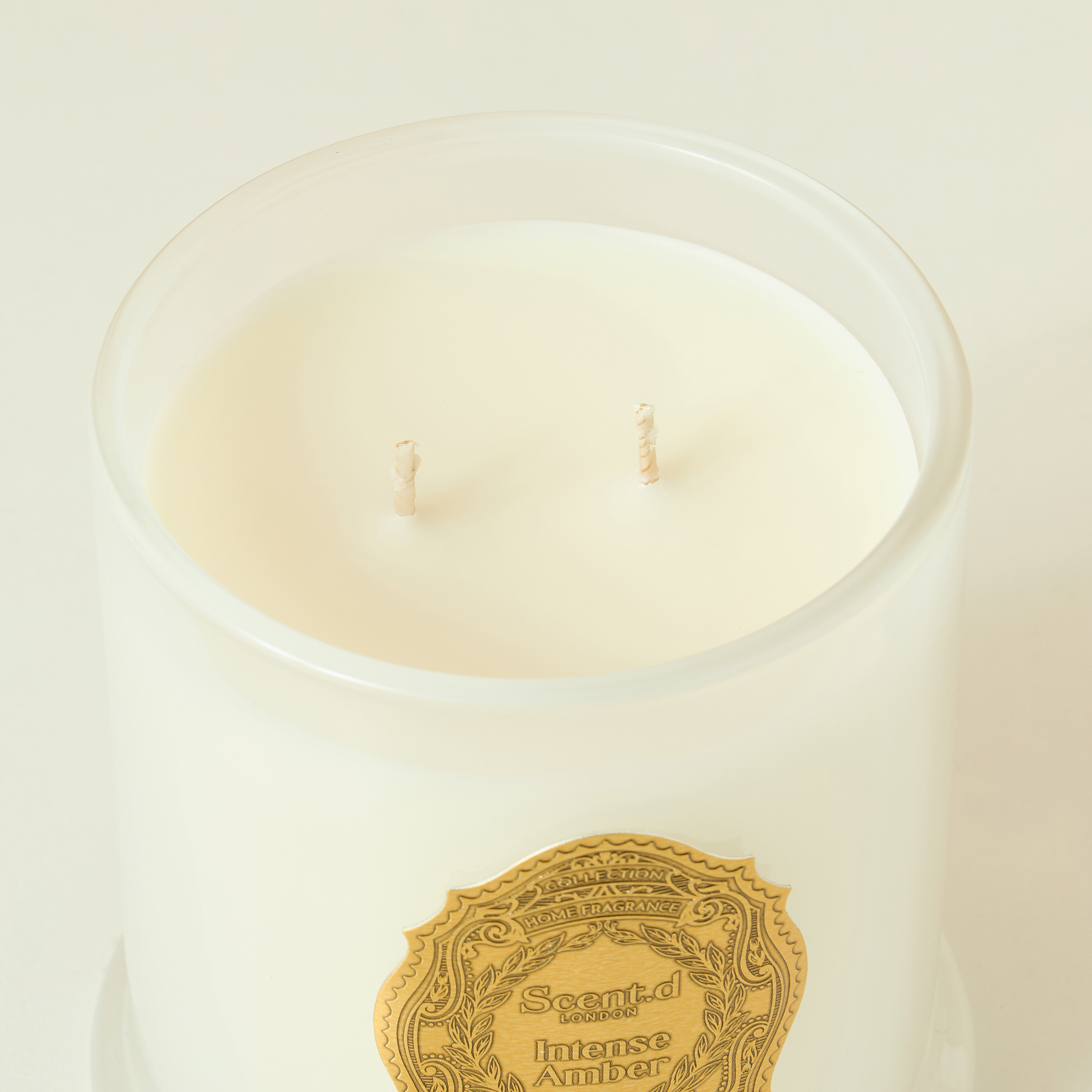 Scent.d London Oriental Luxe Dark Rose Scented Jar Candle - 360 gms-household-homefragrance-candles-image-3