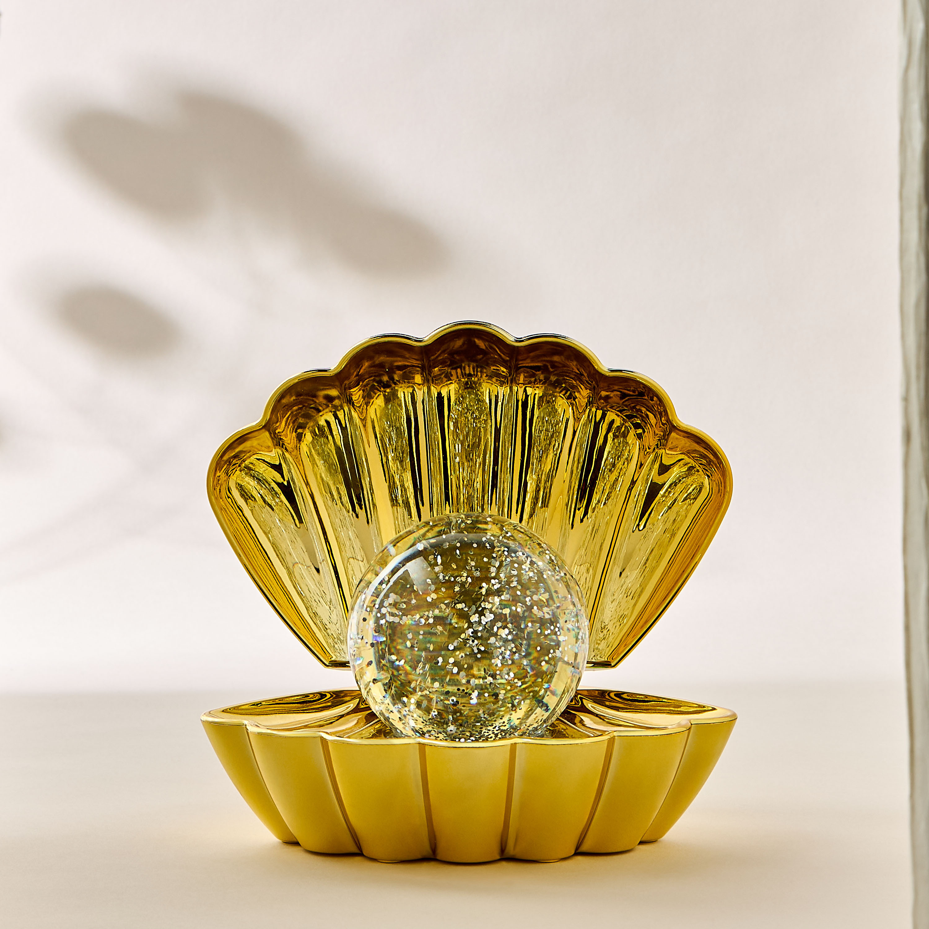 Pearl Shell Patterned Lamp with Glitter-household-decor-decorativeobjectsandsculptures-image-1