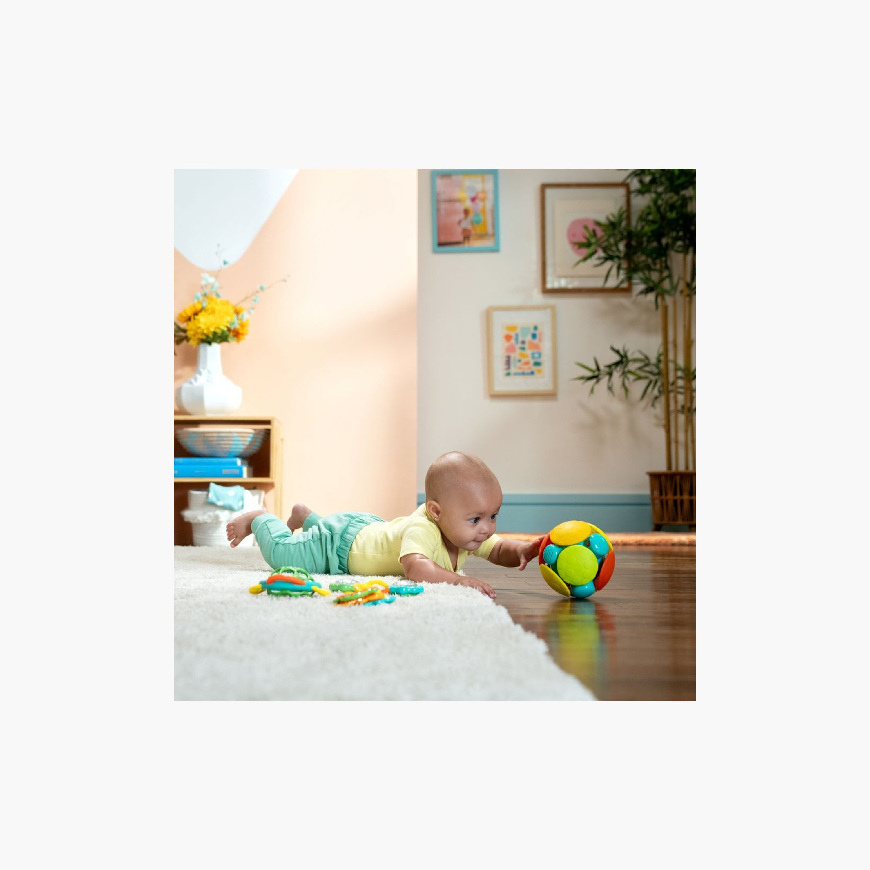 Bright Starts 4-Piece Catch Me Smile Holiday Gift Set - 3 Months+-toys-babyandtoddlertoys-rattlesandteethers-image-5