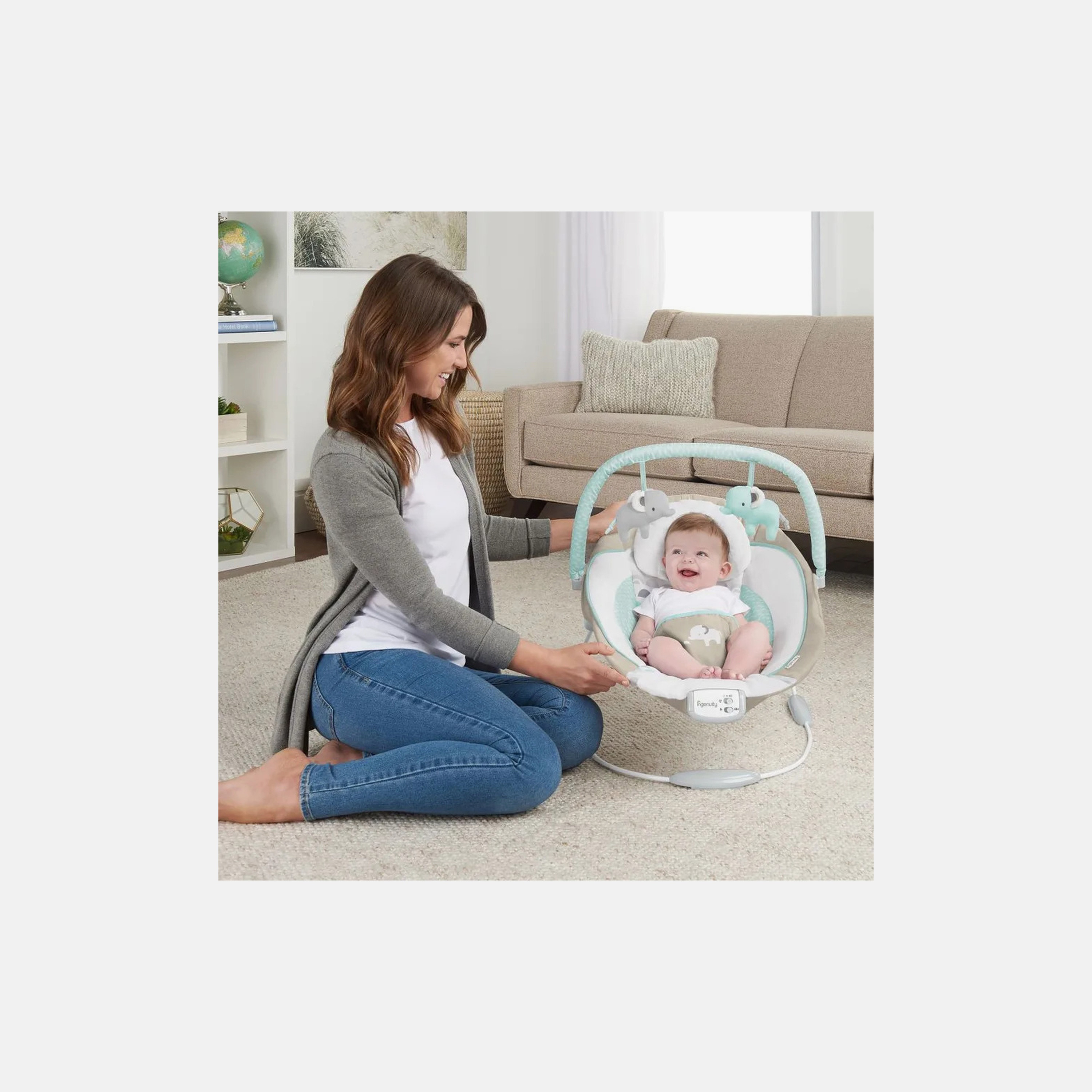 مقعد هزاز للأطفال مع قضيب ألعاب مخملية  من إنجينيويتي - حديثي الولادة فما فوق-baby-infantactivity-bouncers-image-4
