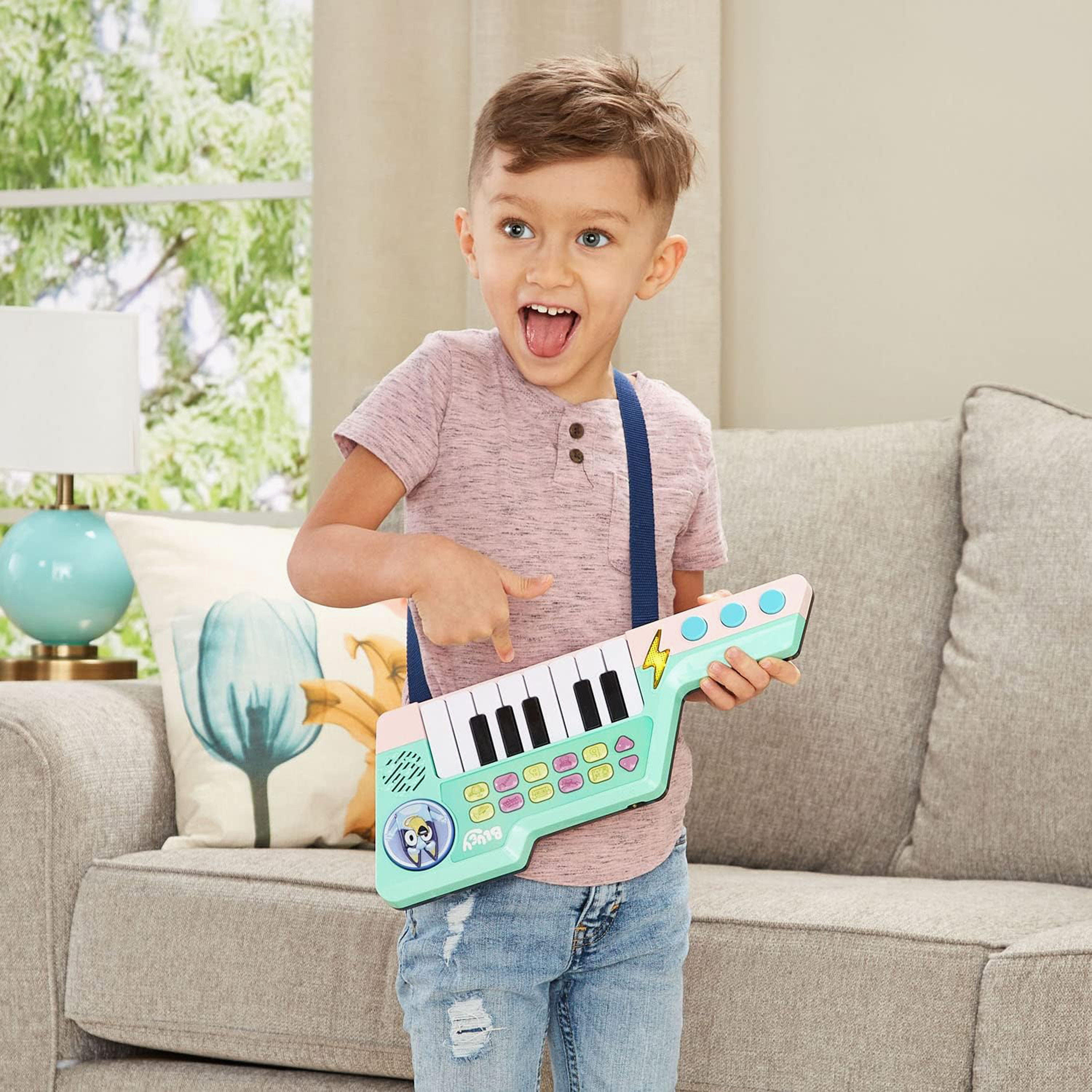 VTech Bluey's Keytar Playset-toys-babyandtoddlertoys-lightsandmusicaltoys-image-4