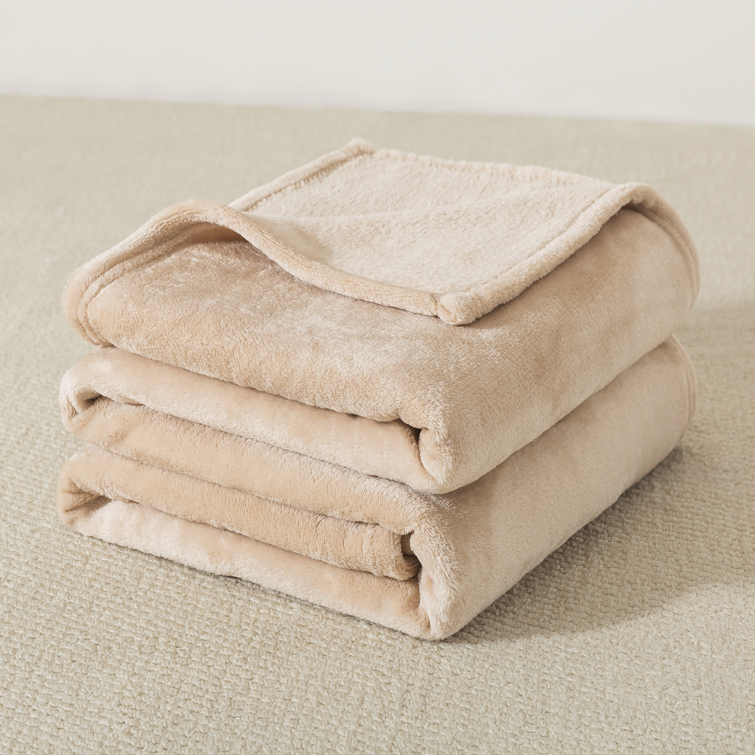 بطانية فلانيل مخملية فاخرة - 150×200 سم-household-bedding-blankets-image-4