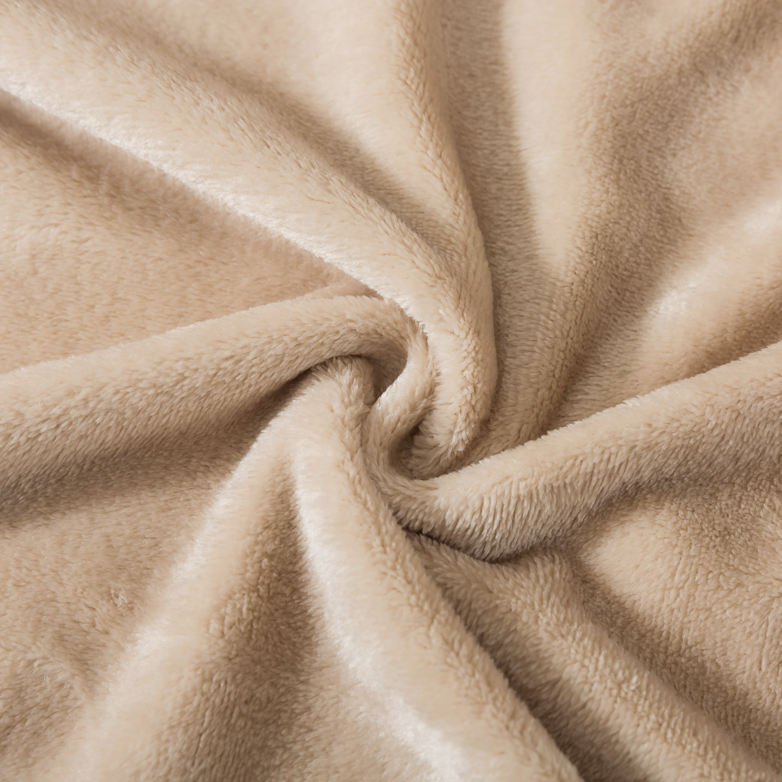 بطانية فلانيل مخملية فاخرة - 150×200 سم-household-bedding-blankets-image-6