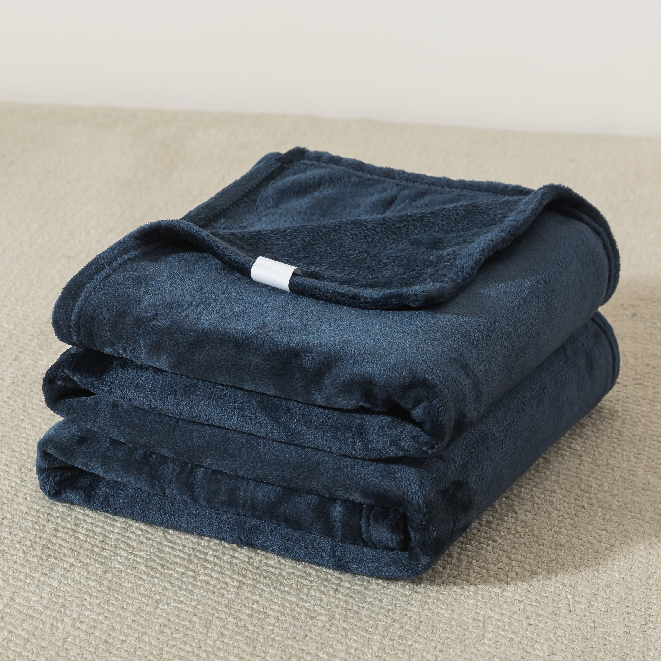 بطانية فلانيل مخملية ناعمة من لكجيري - 150x200 سم-household-bedding-blankets-image-6