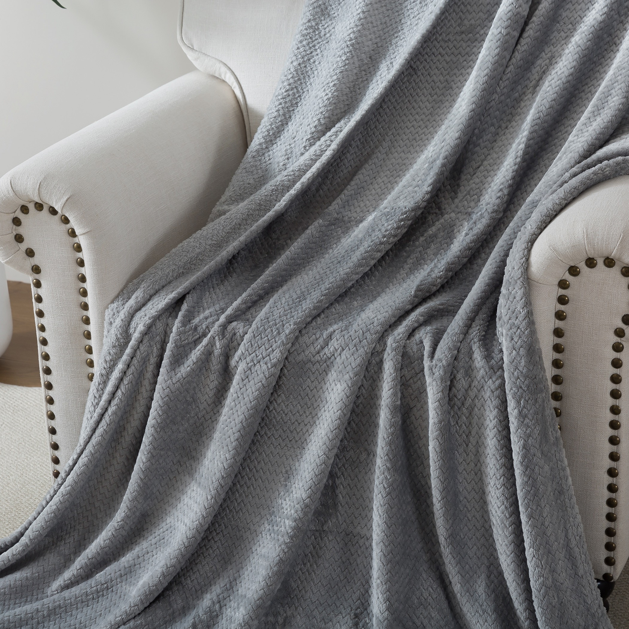 Karleen Decor Jacquard Blanket Plush Grey-household-bedding-blankets-image-5