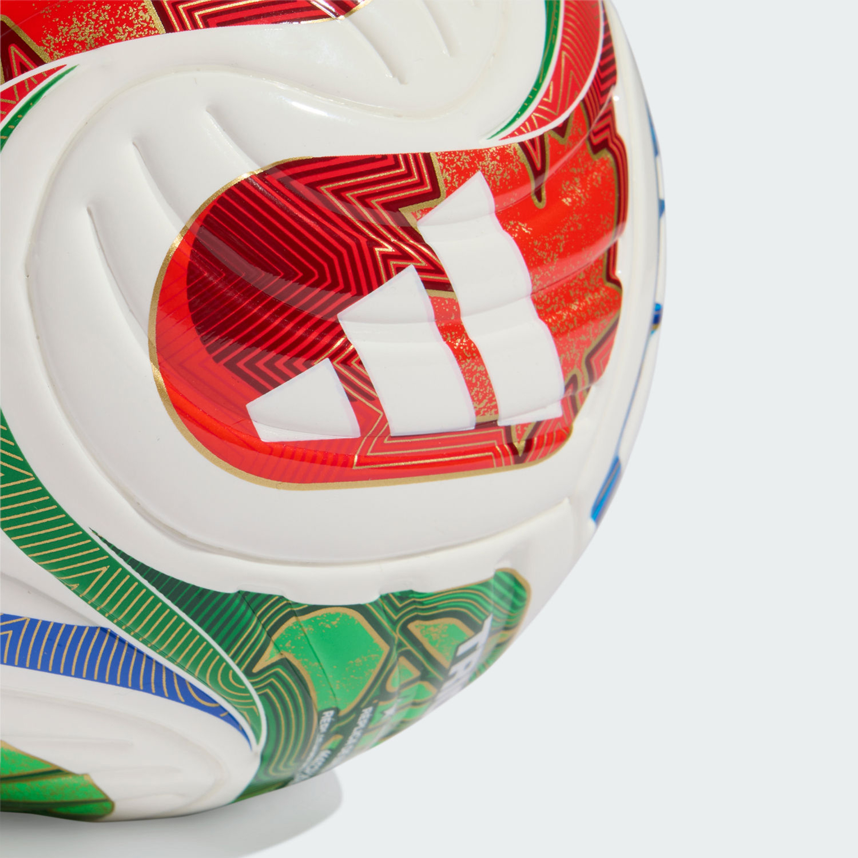 أديداس FIFA World Cup 26™ تريوندا ميني فوتبول مقاس 1 JD8034 | OE-toys-outdoor-activity-image-5
