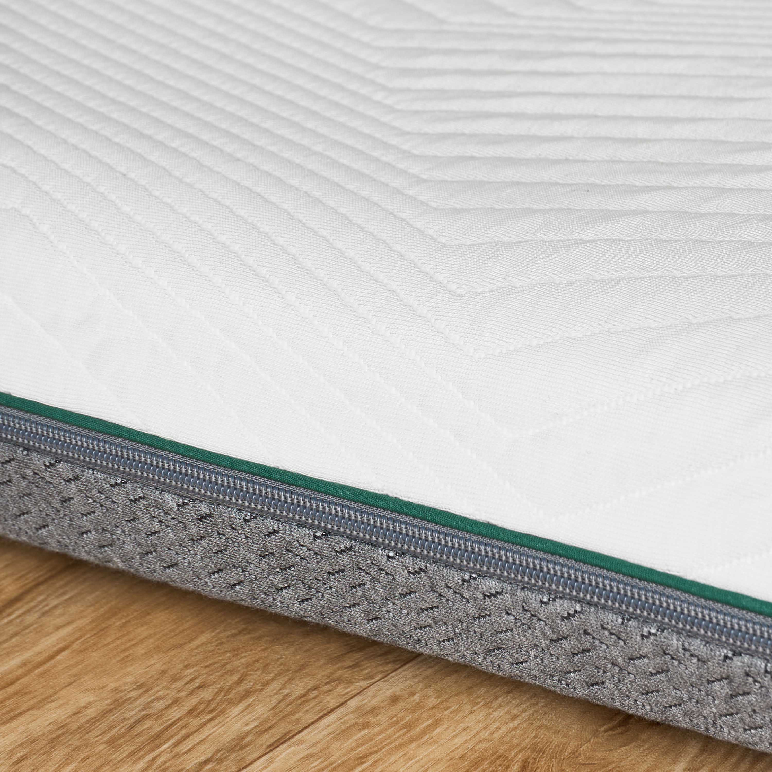Giggles Baby Mattress with Aircell Memory Foam, 75x22 cm-baby-nursery-mattresses-image-2