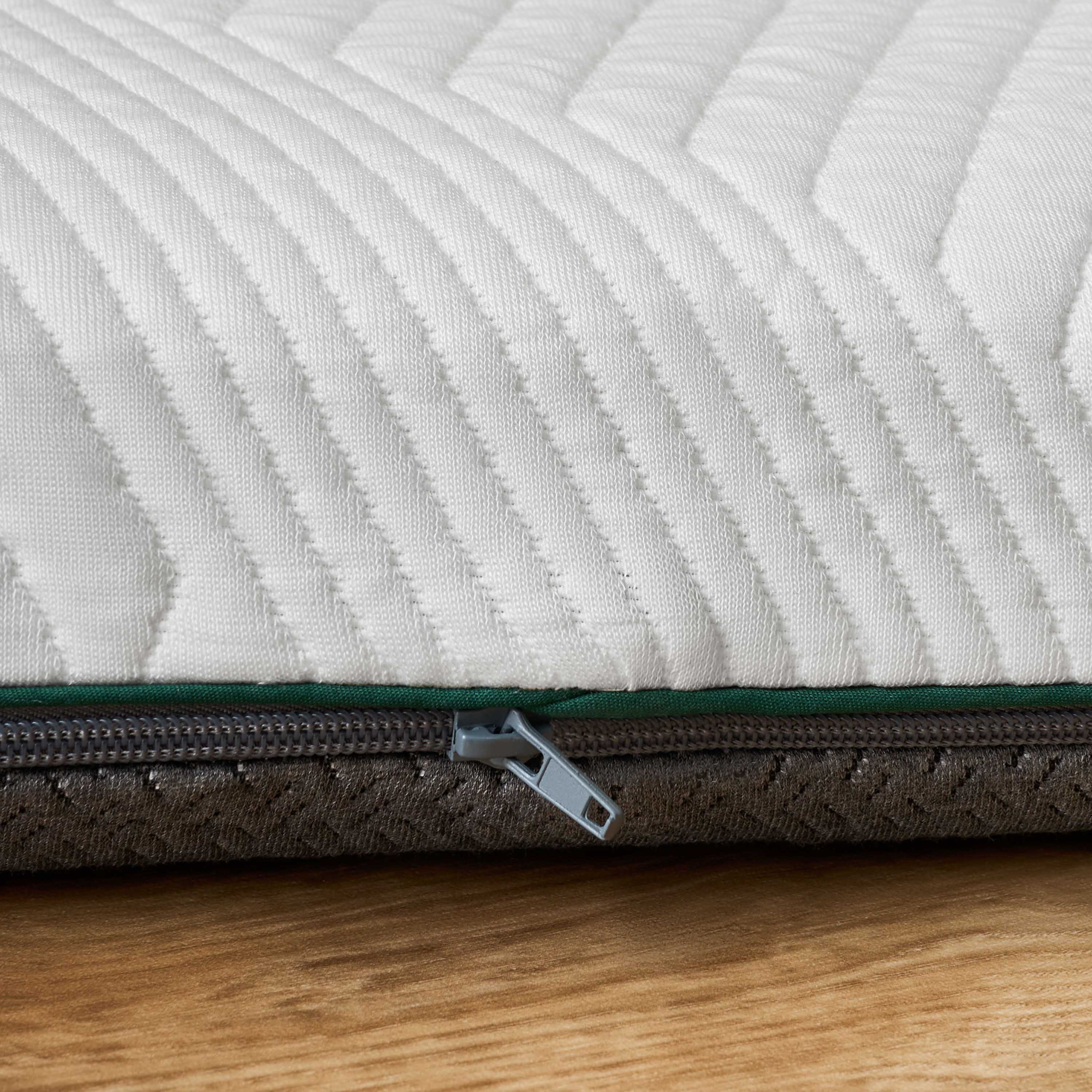 Giggles Baby Mattress with Aircell Memory Foam, 75x22 cm-baby-nursery-mattresses-image-4