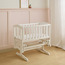 مهد رضّع خشبي بآلية تأرجح متوازية من جيجلز-baby-nursery-furniture-cribsandbeds-bassinets-image-8