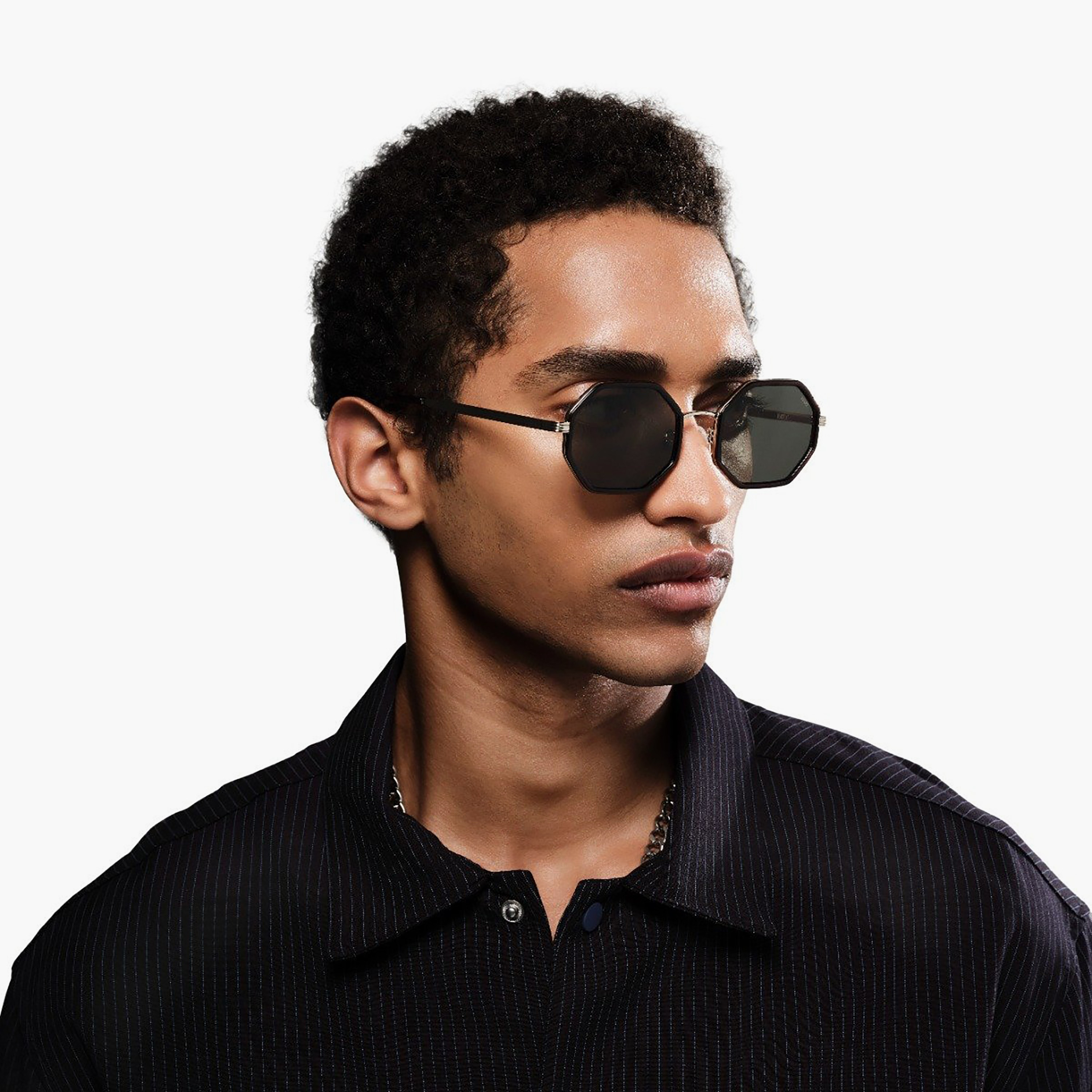 نظارات شمسية بلاكآوت بيوند بقياس 50 مم بتصميم هندسي ولون أخضر | sm100506-bla-000348-0507-50-men-sunglasses-image-2