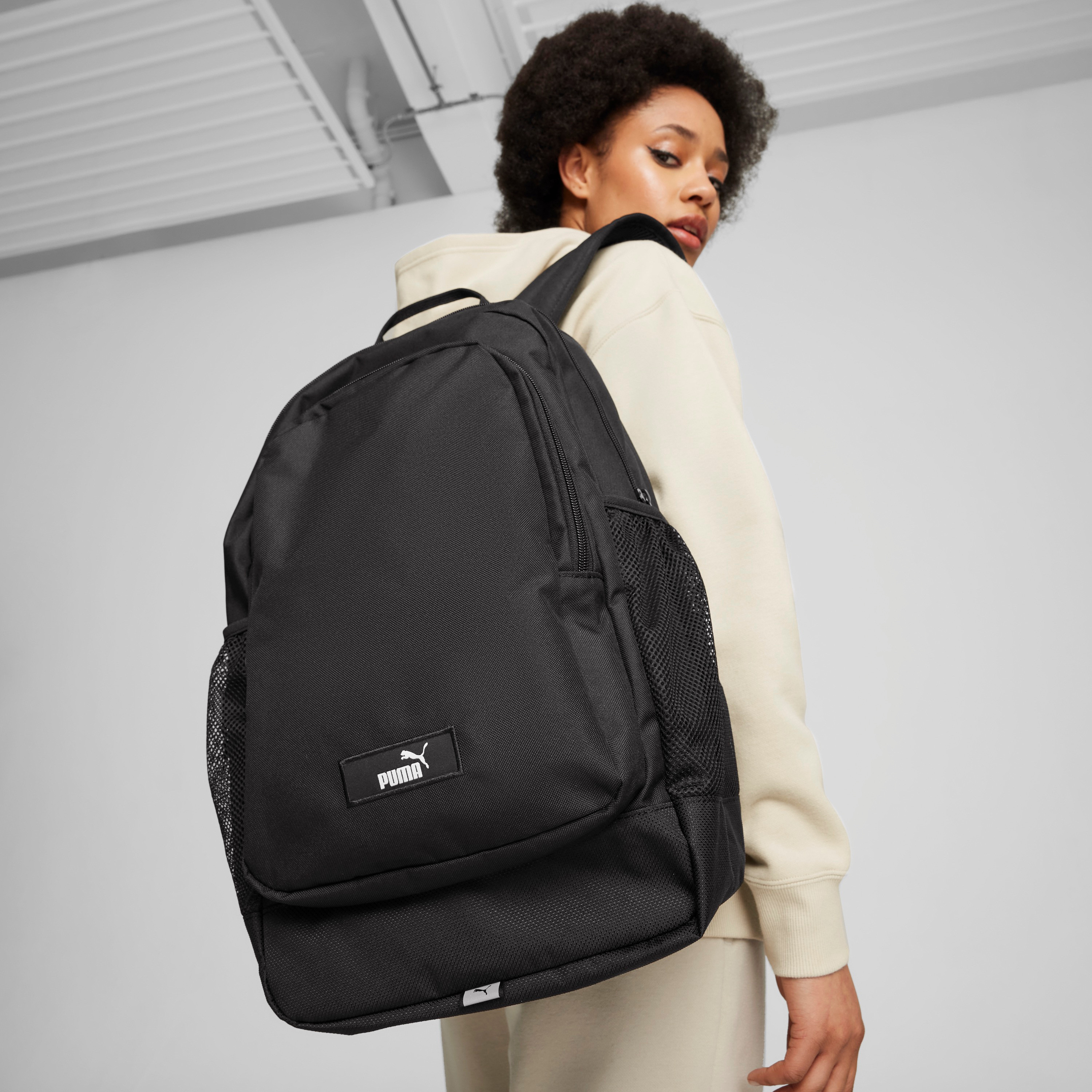 شنطة ظهر مدرسية سادة بأحزمة قابلة للتعديل وسحاب إغلاق من بوما-school-bagsandbackpacks-backpacks-image-2