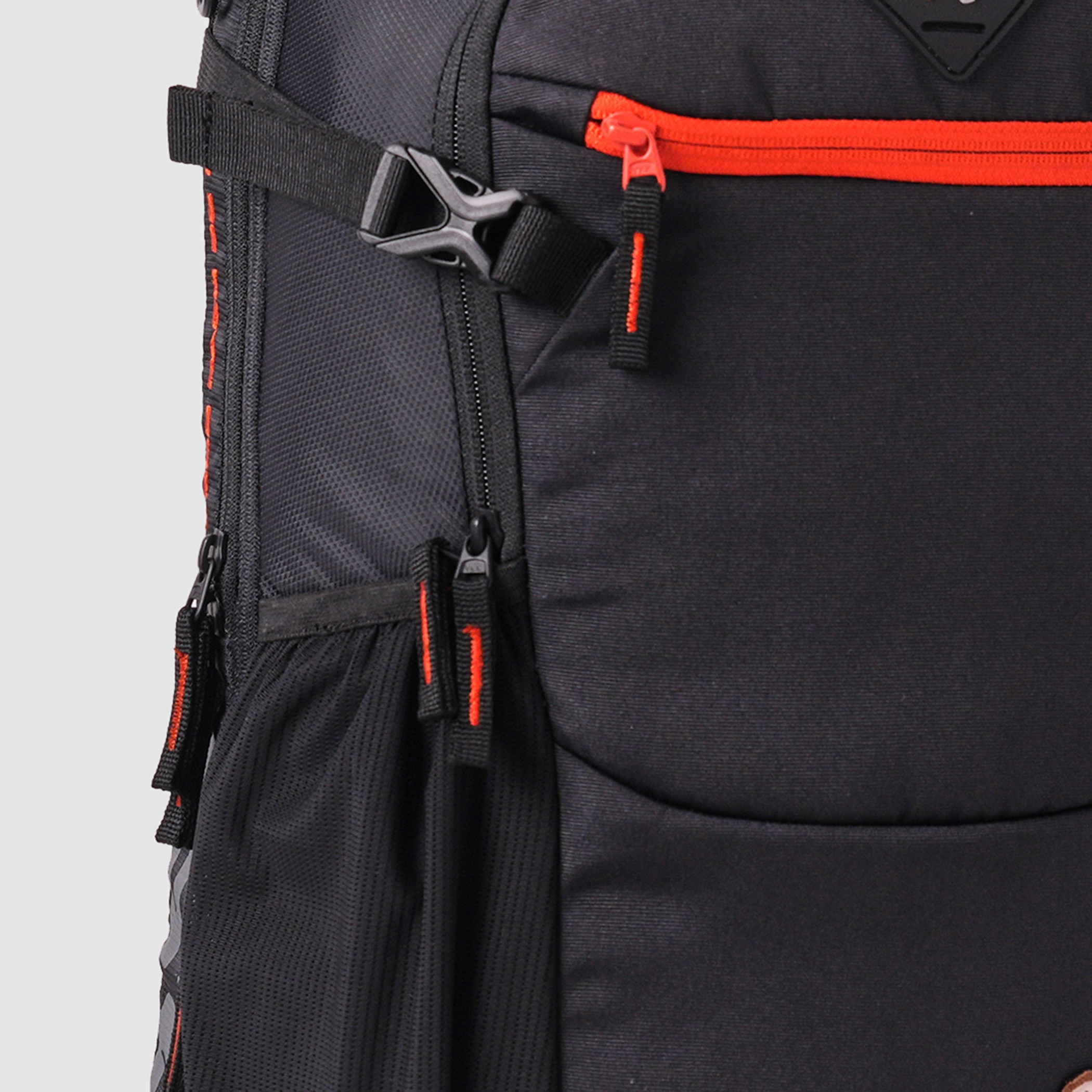 Wildcraft Solid Backpack with Adjustable Shoulder Straps - 24x29x49 cms-school-bagsandbackpacks-backpacks-image-9