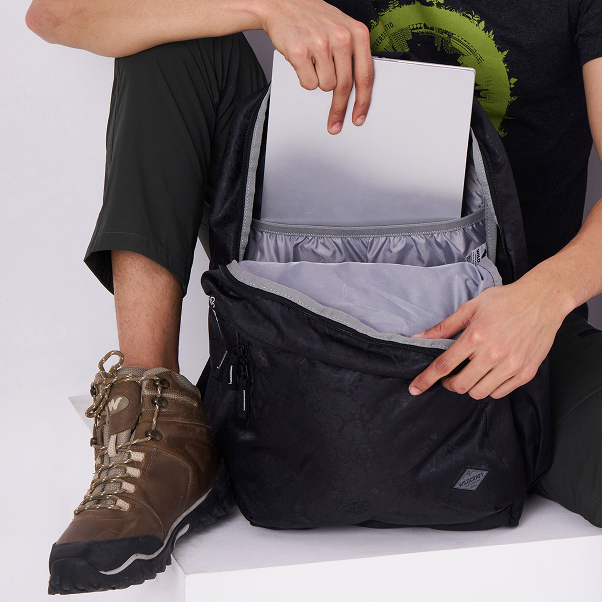 شنطة ظهر بطبعات بحمالات كتف مبطنة من وايلدكرافت -23x32x46  سم-school-bagsandbackpacks-backpacks-image-4
