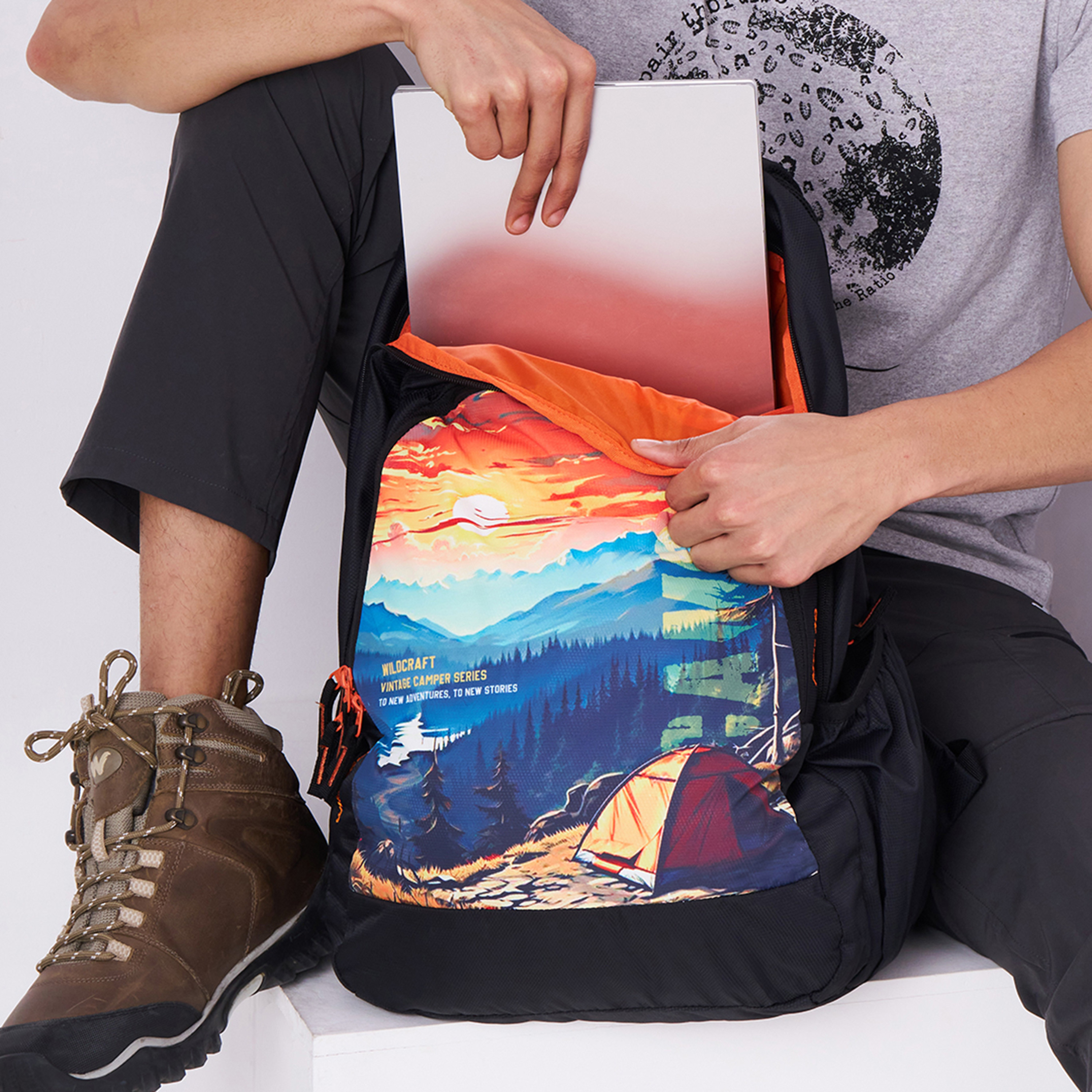 شنطة ظهر مدرسية بطبعات جرافيك مع حمالات كتف قابلة للتعديل من وايلدكرافت - 21×34×48 سم-school-bagsandbackpacks-backpacks-image-4