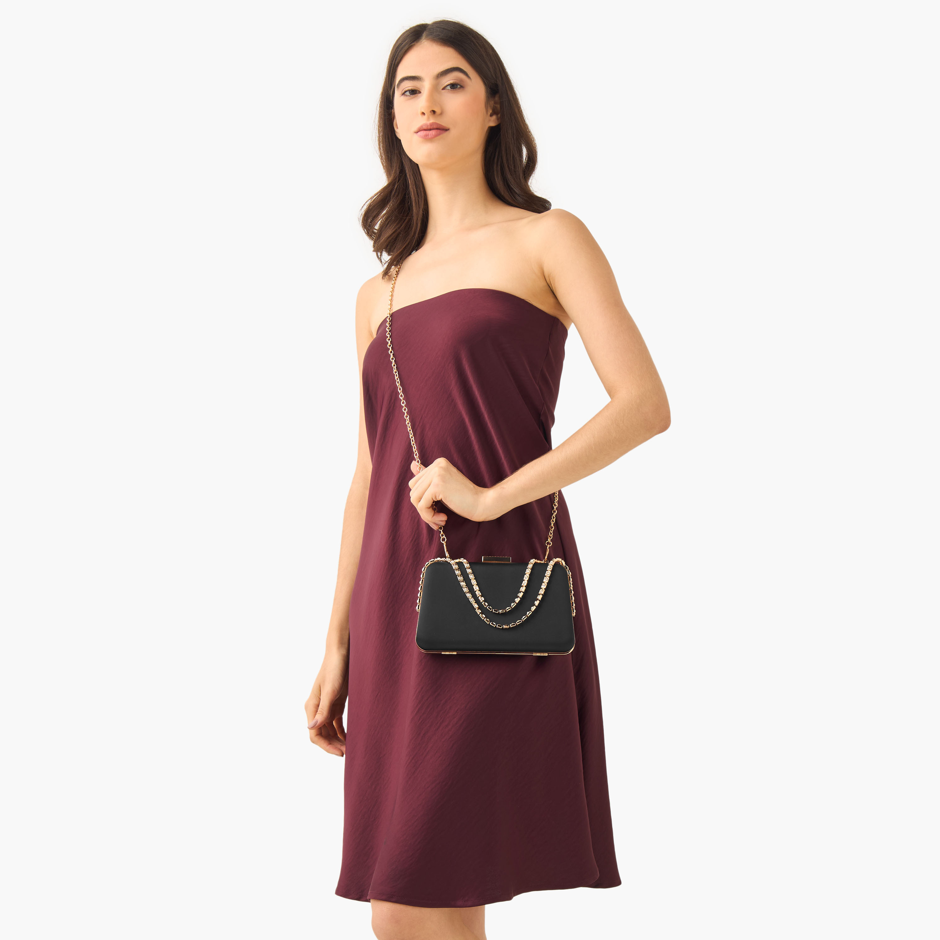 شنطة كلاتش بارزة الملمس بحزام سلسلة قابل للفصل من ساشا-women-bagsandwallets-handbags-image-2
