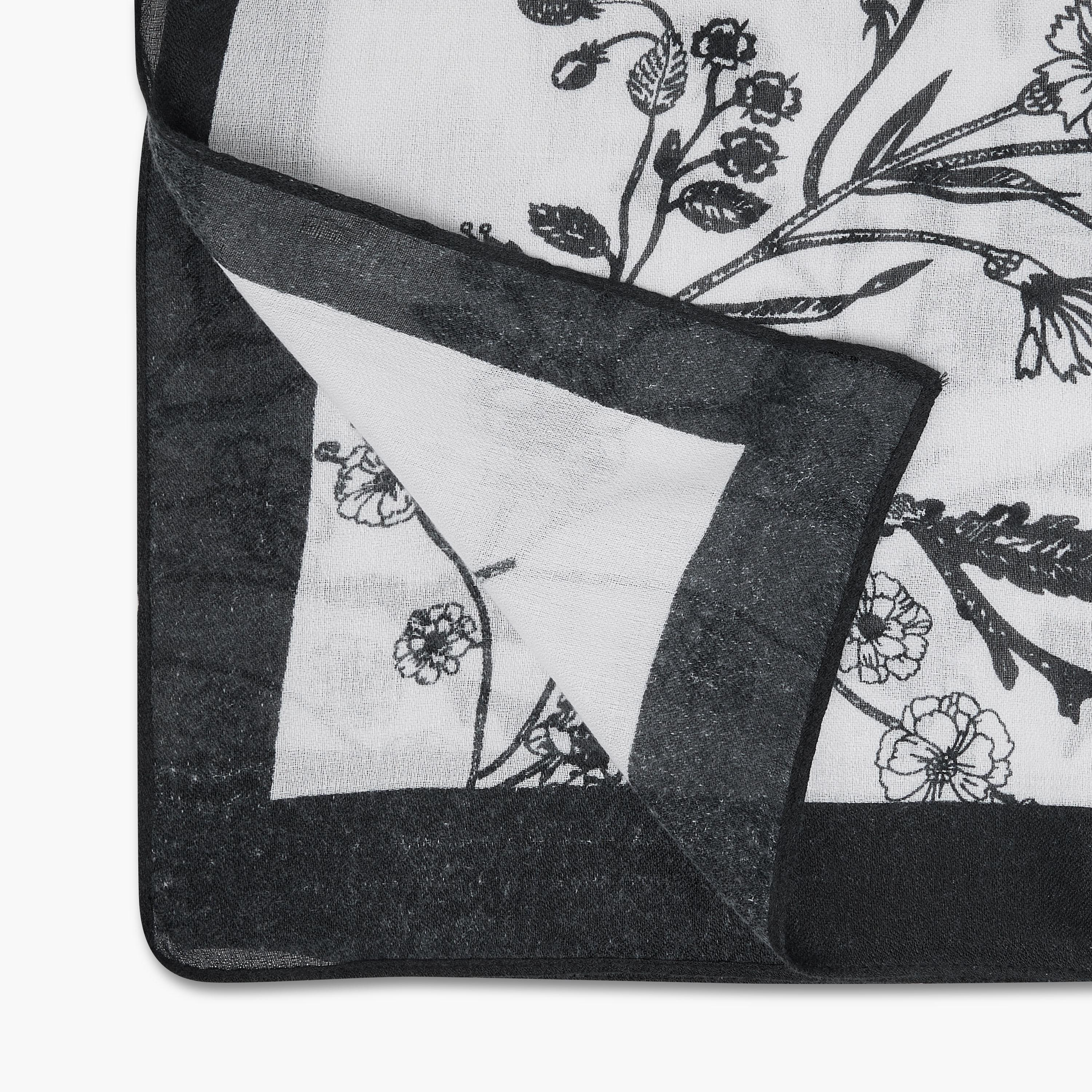 وشاح بطبعات زهرية - 185x60 سم-women-clothingaccessories-scarves-image-11