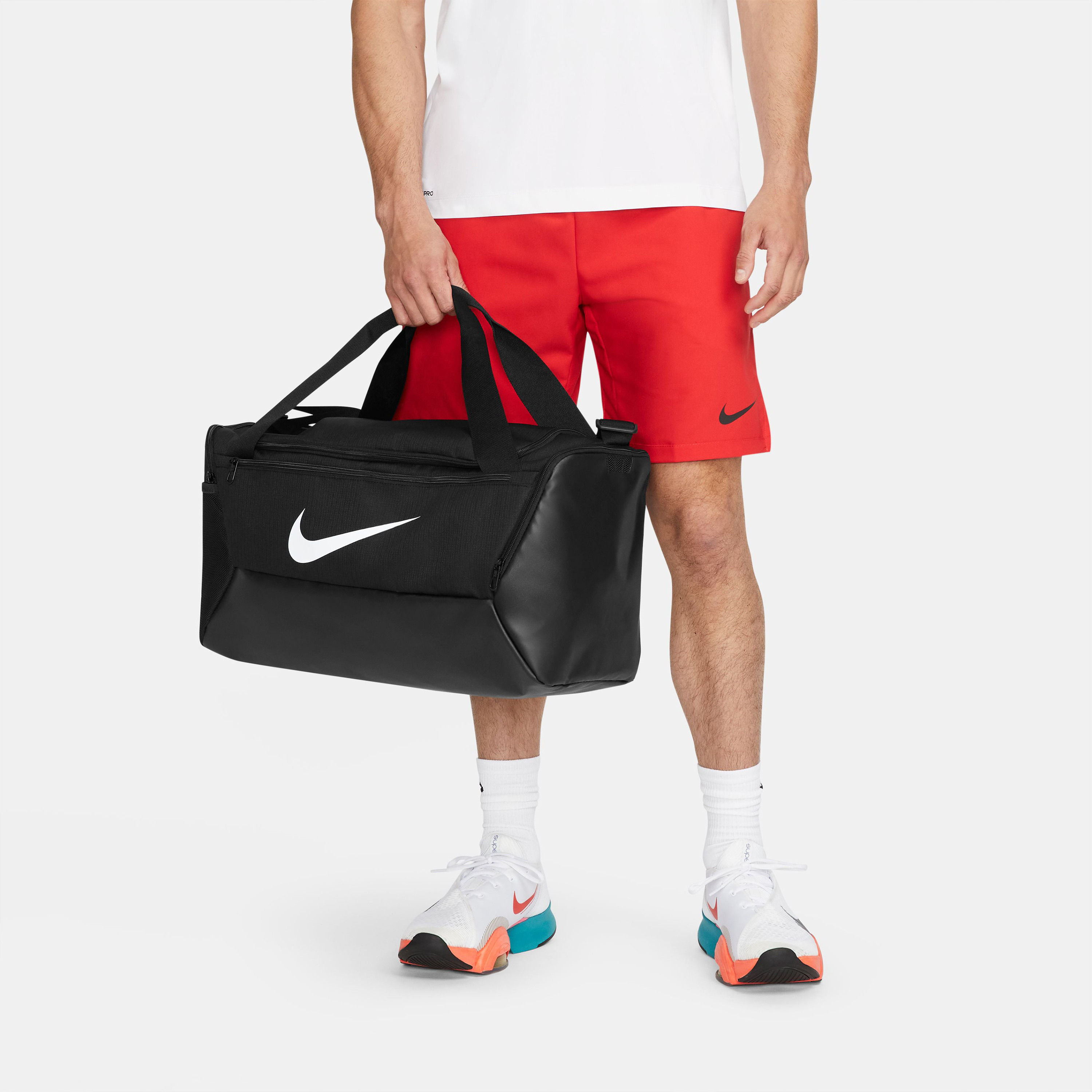 نايكي- شنطة دافل برازيليا 9.5 للتدريب، صغيرة، 41 لترًا NKDM3976 | OE-sports-men-accessories-image-5