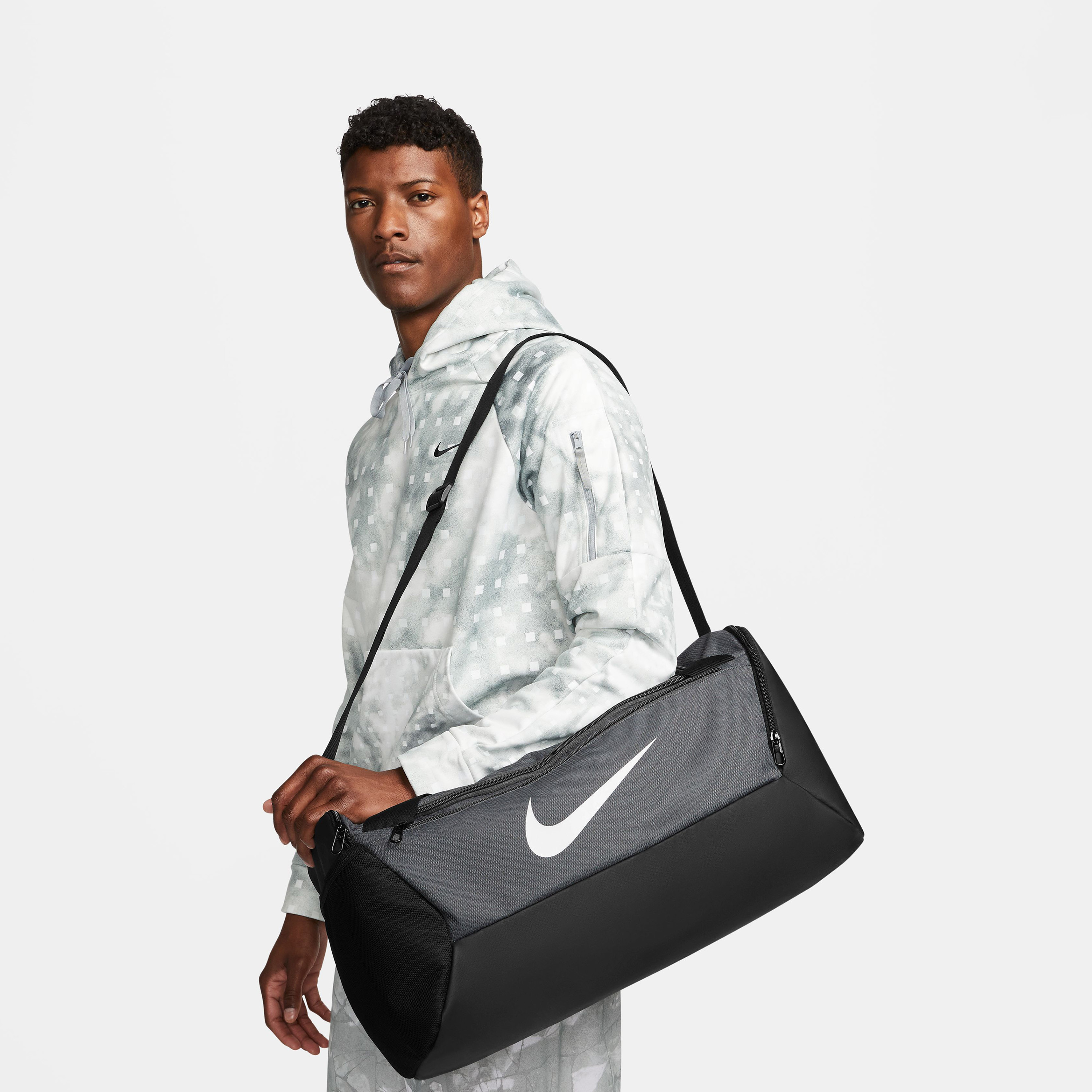 Nike Men's Brasilia 9.5 Training Duffel Bag, Small, 41L NKDM3976 | OE-sports-men-accessories-image-9