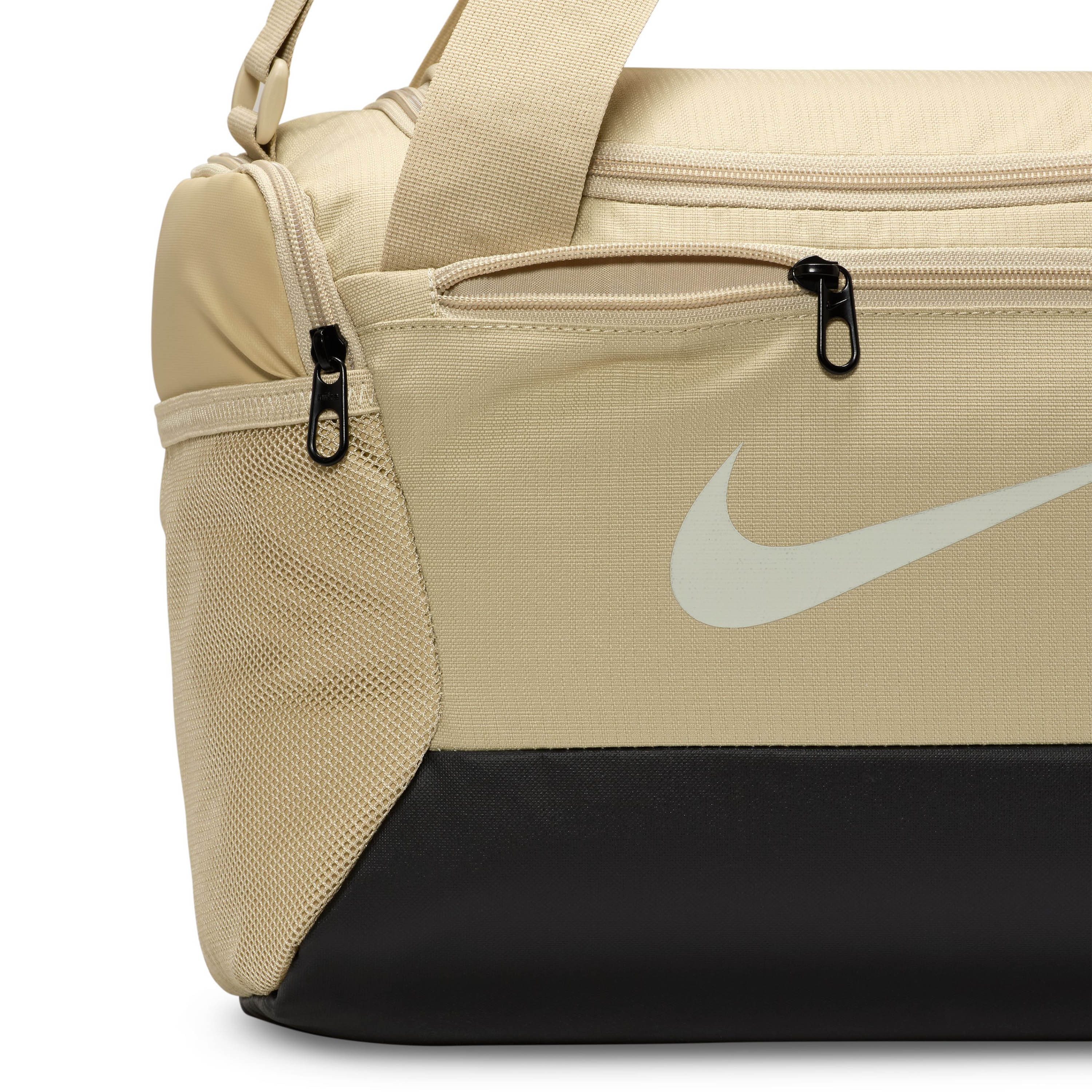 Nike Men's Brasilia 9.5 Training Duffel Bag, Extra Small, 25L NKDM3977 | OE-sports-men-accessories-image-5