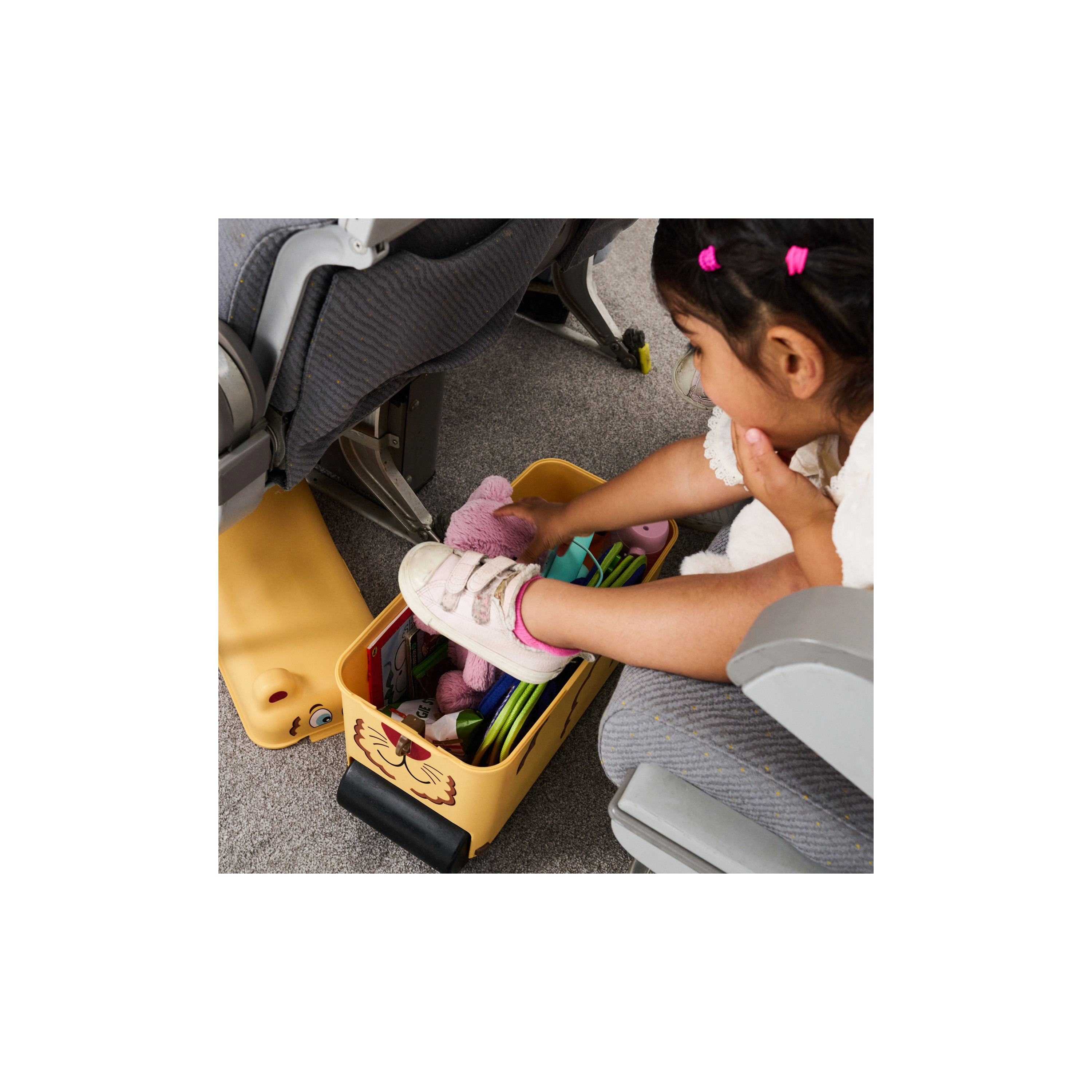 Little Rolla Top Loading Ride-On Suitcase - Lion - Yellow-travel-kidstrolleyandbags-image-2