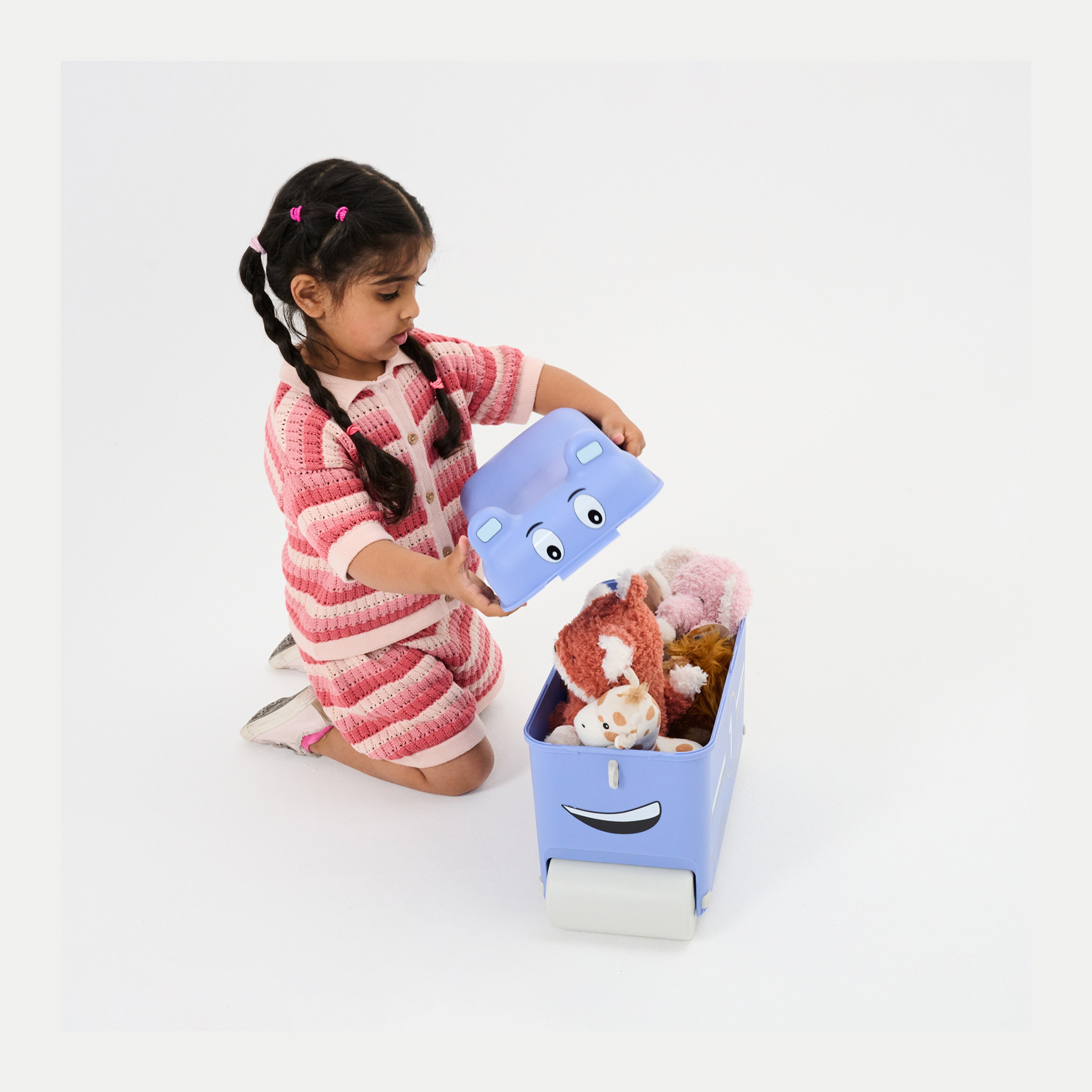 Little Rolla Top Loading Ride-On Suitcase - Car - Blue-travel-kidstrolleyandbags-image-4