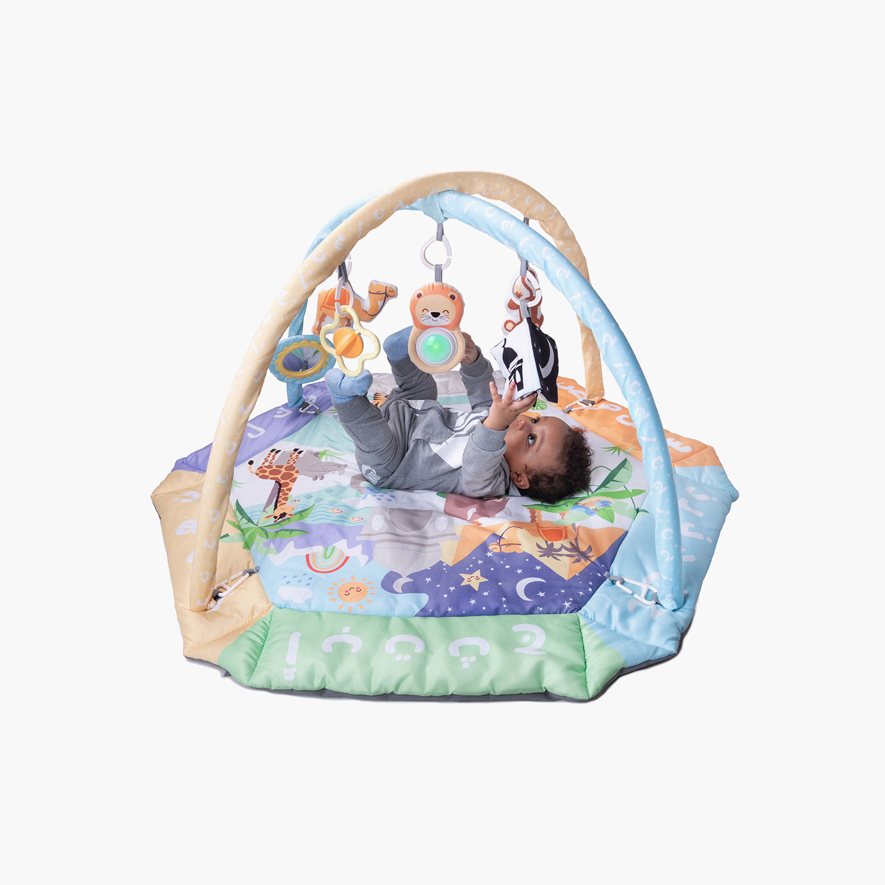 سجادة لعب ومركز أنشطة 5 في 1 بنمط الحروف العربية من ديسي دول-baby-infantactivity-playgyms-image-1