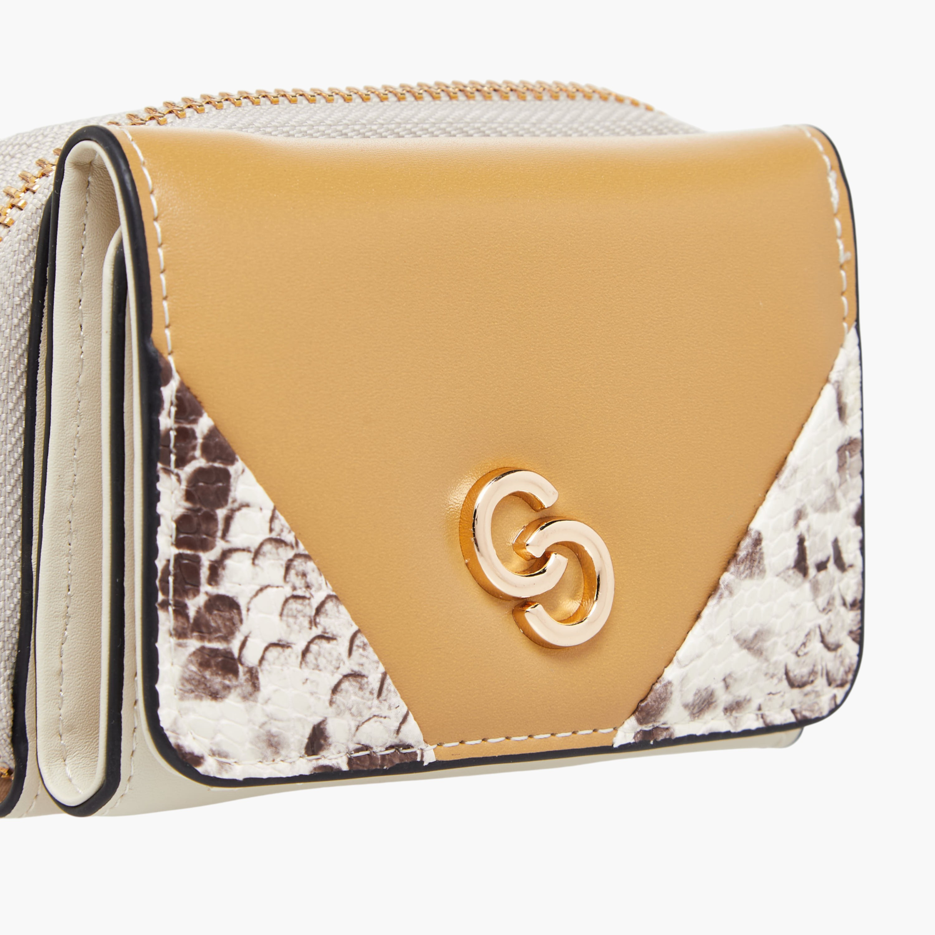 محفظة بطبعات حيوانات من سيليست-women-bagsandwallets-wallets-image-3